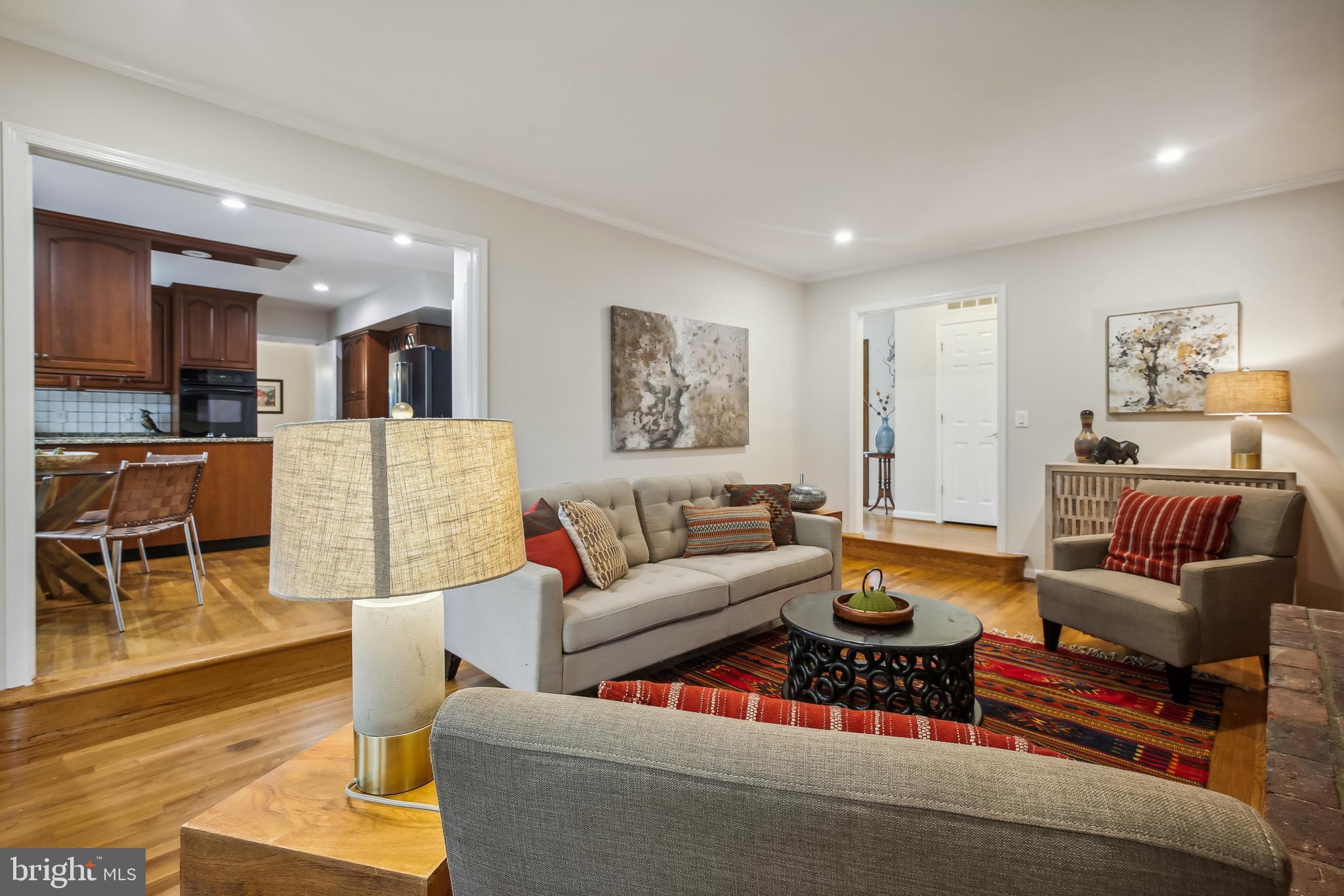 WAYNEWOOD - Residential