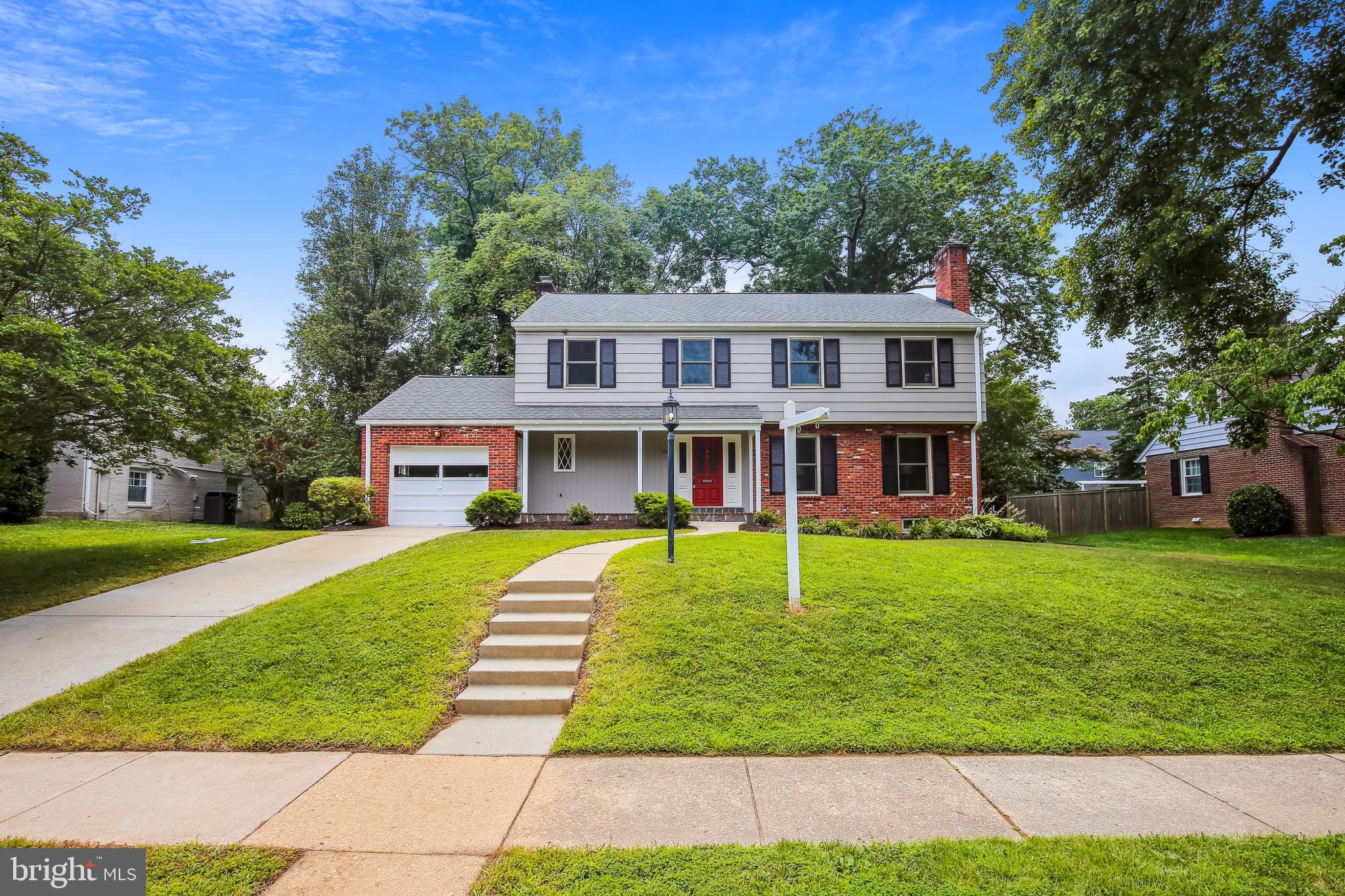 WAYNEWOOD - Residential