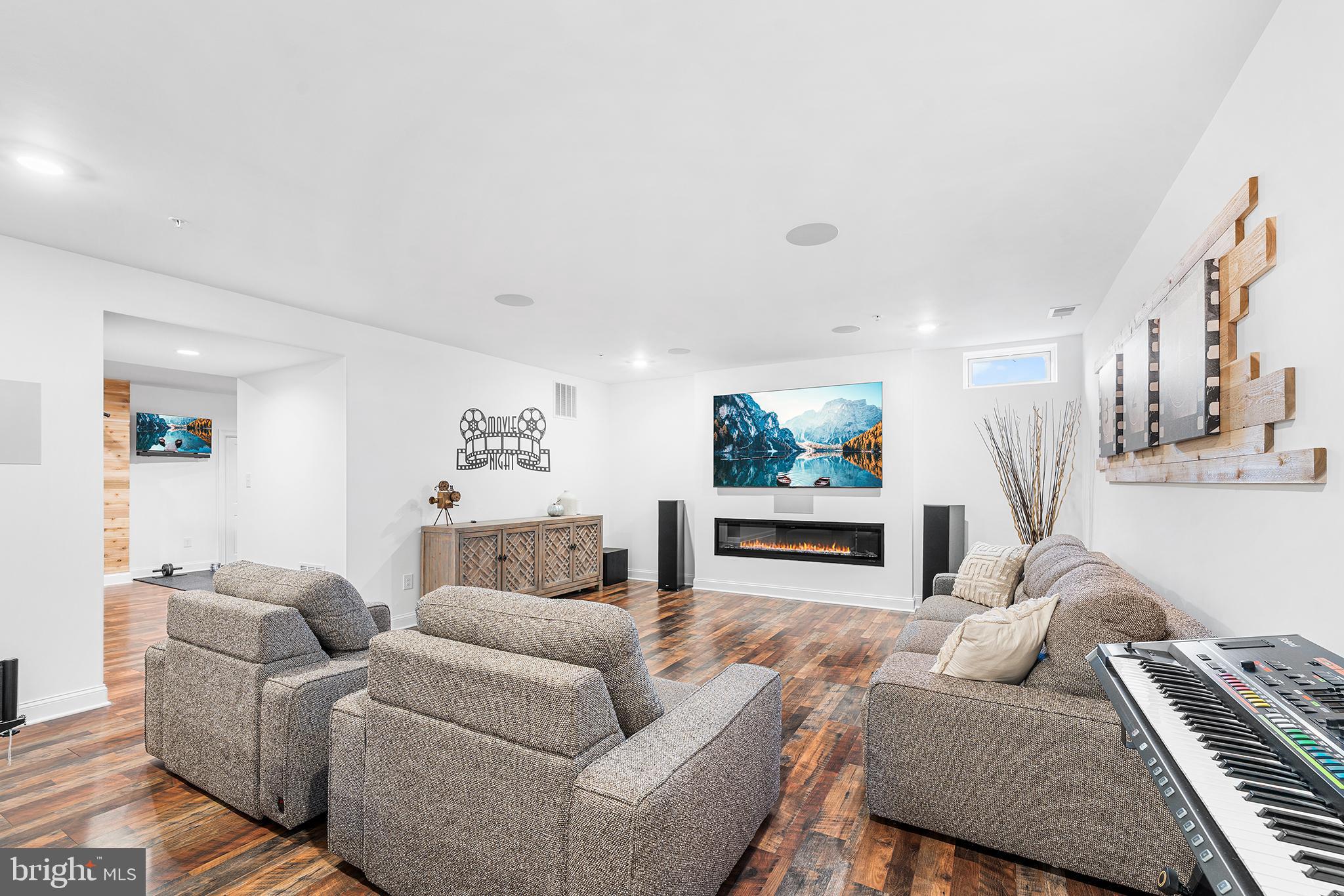 WESTMINSTER ELECTION DISTRICT - Residential