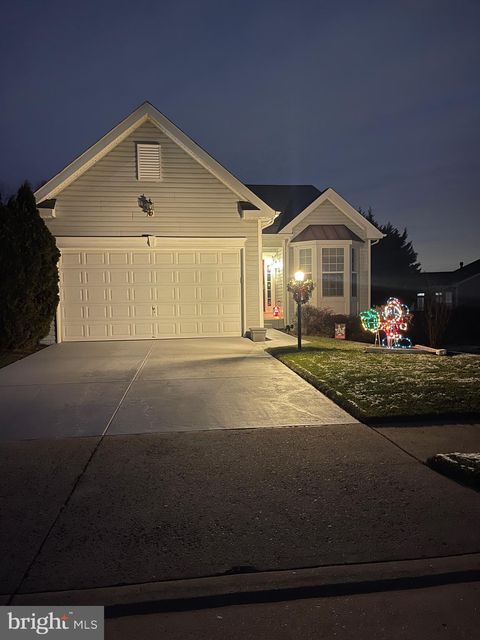 3704 RUSSETT MAPLE COURT DUMFRIES VA 22025