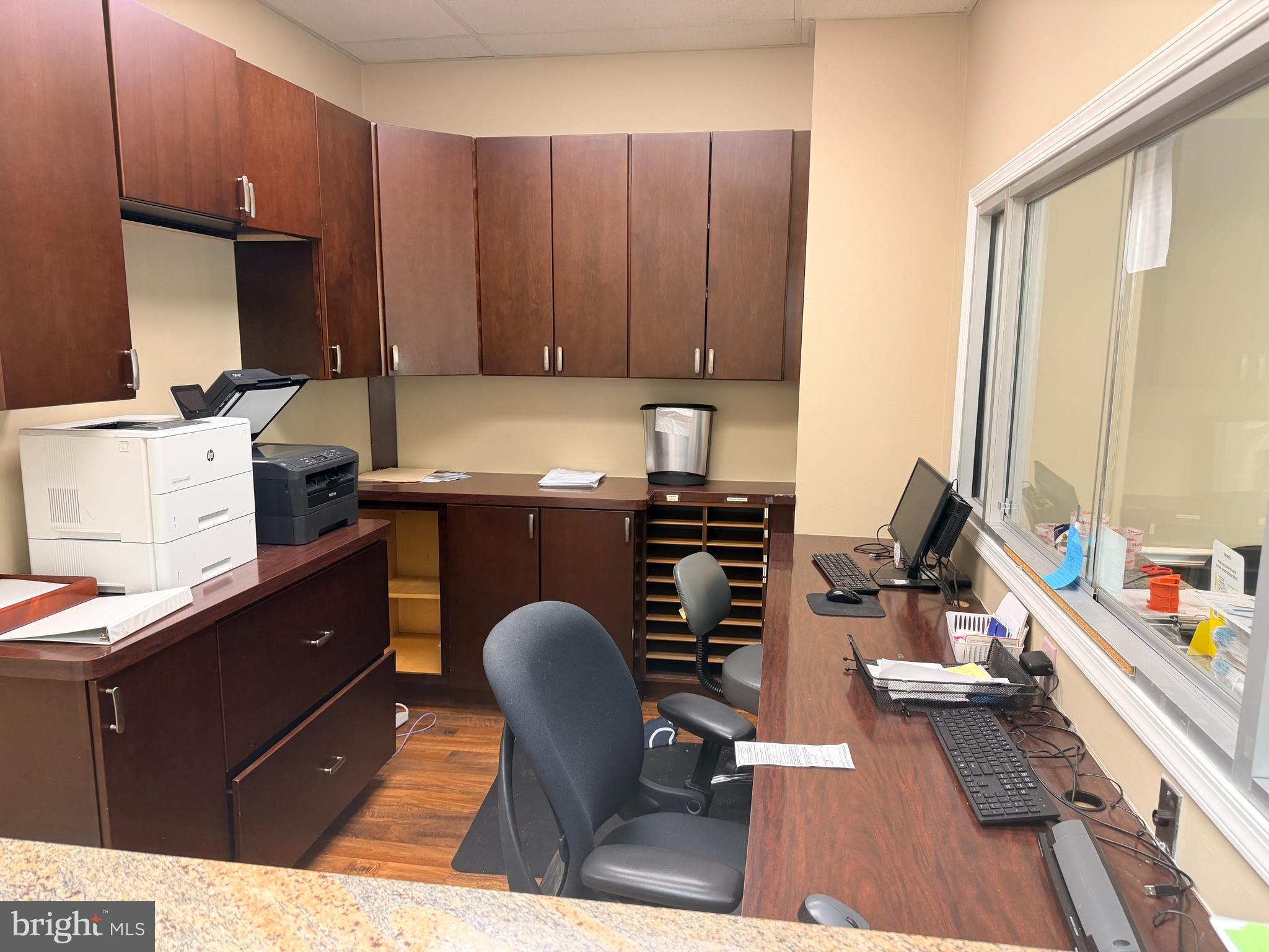 LOWER MOYAMENSING - Commercial Sale