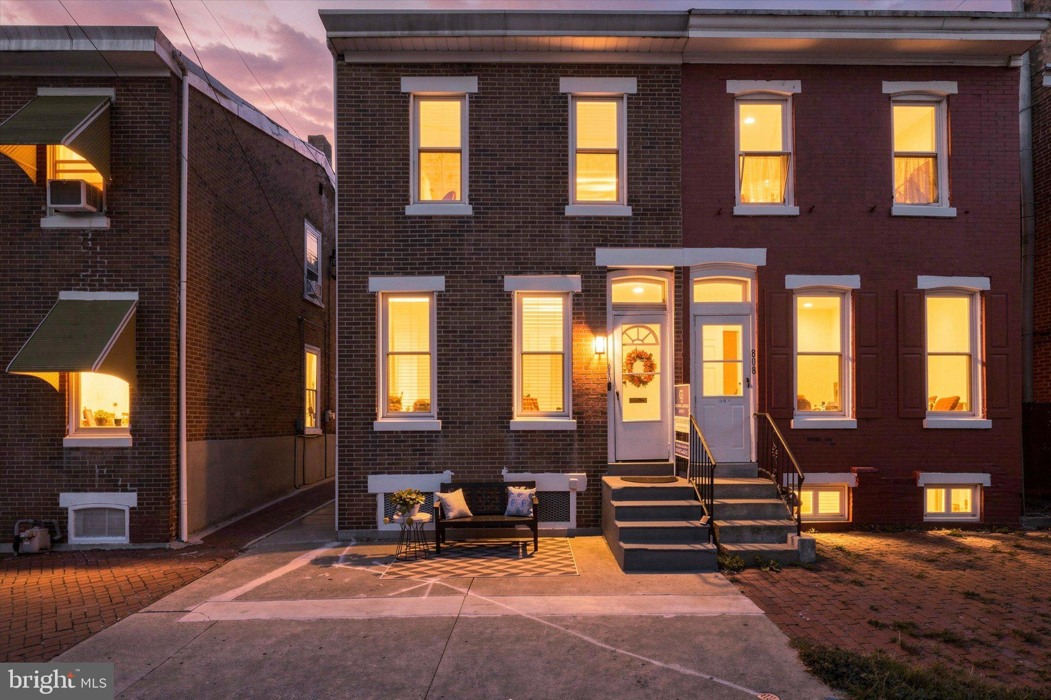 810 GEORGE STREET