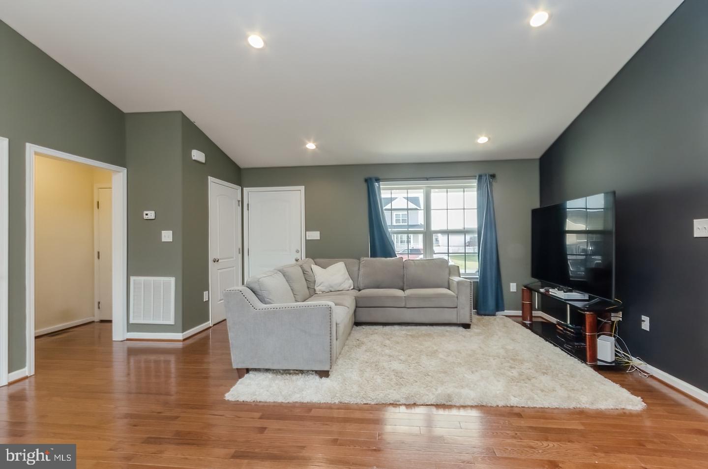 BUTLERS BRIDGE - Residential