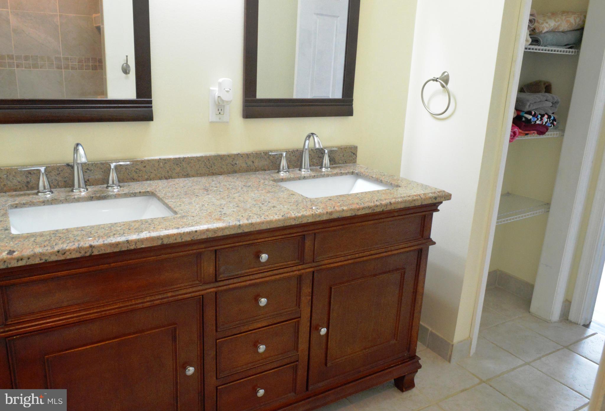 OAKDALE - Residential