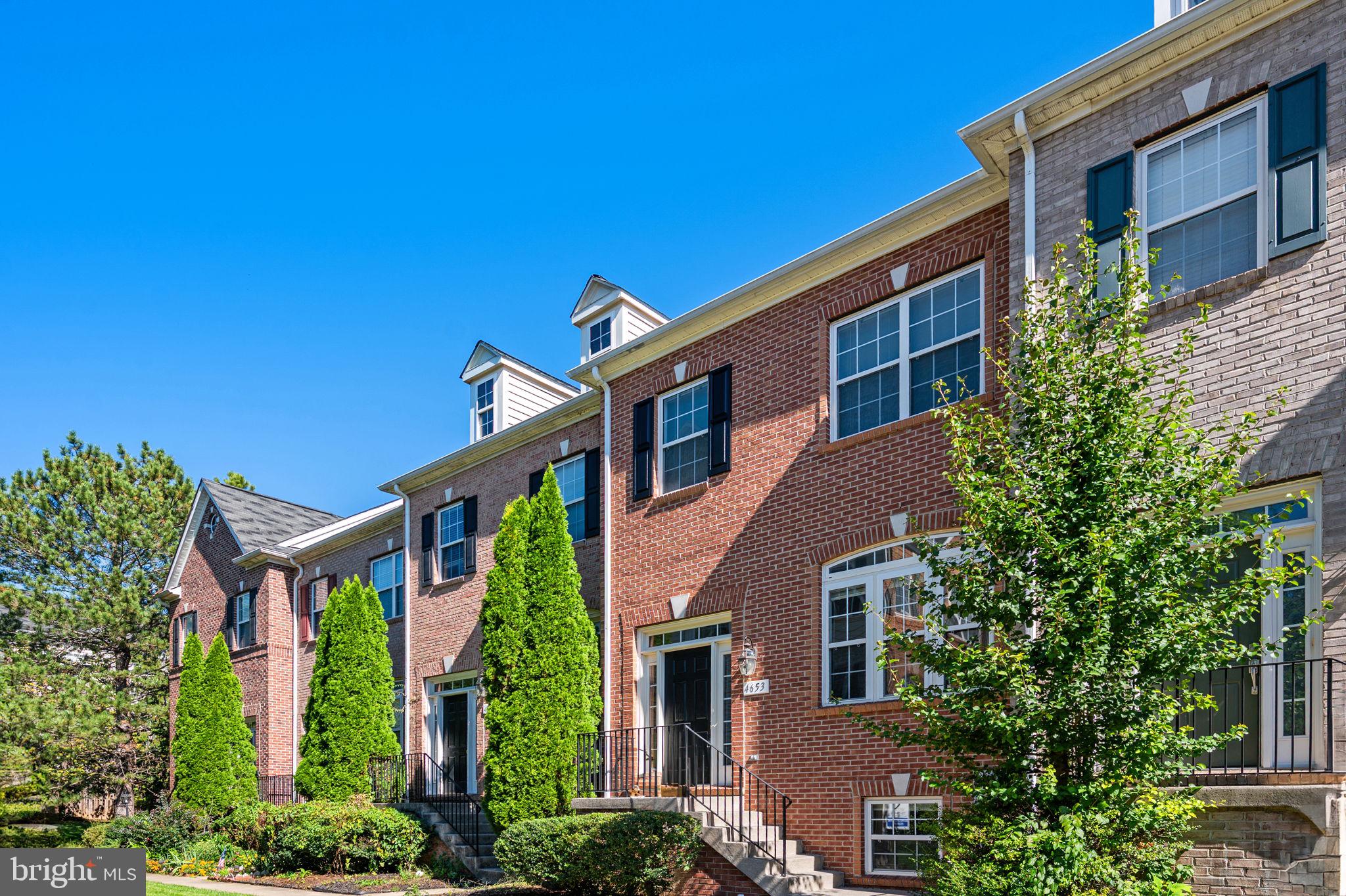 4653 CARISBROOKE LANE