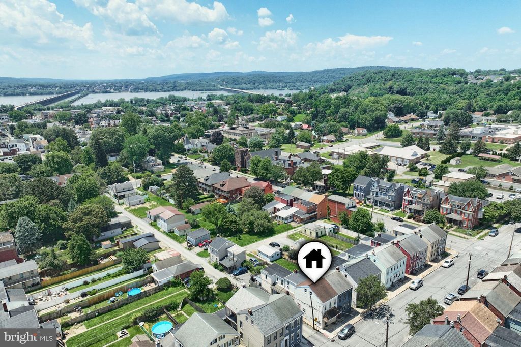 Photo of 128 N 7th Street, COLUMBIA, PA 17512 (MLS # PALA2072486)