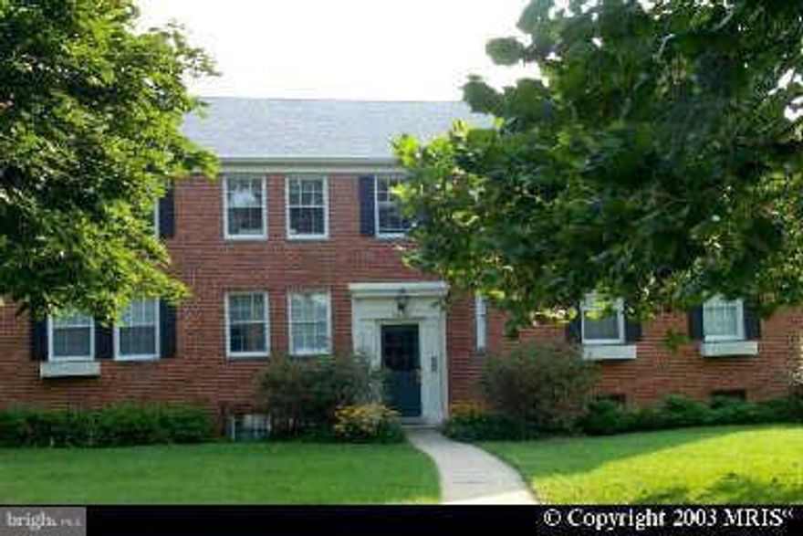 2 BR 1 BA Belle View condo with views of trees and parkland. Extra closet space. Laundry room in same building. Free Belle View pool opens Memorial Day!.