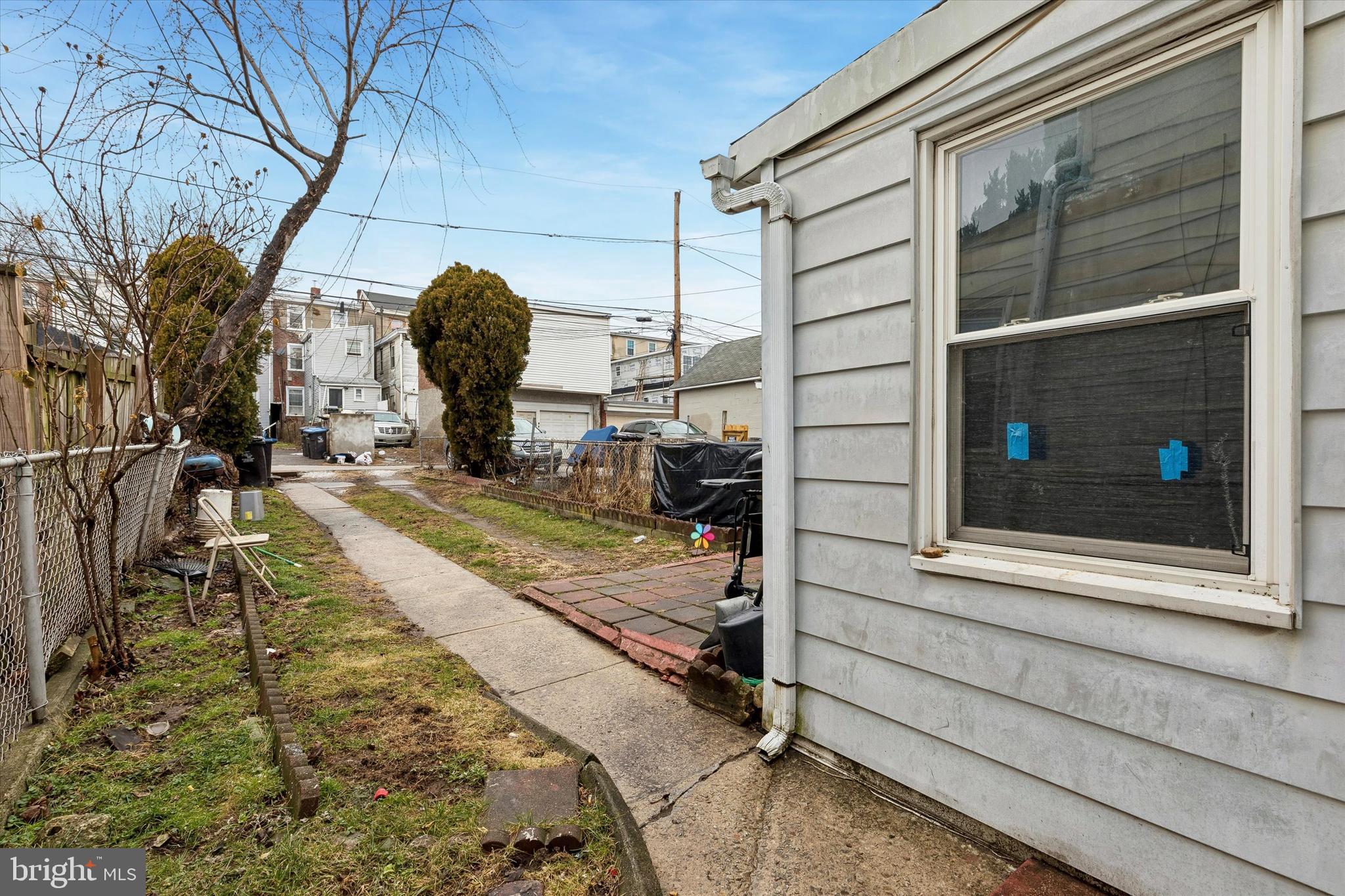 NORRISTOWN - Residential