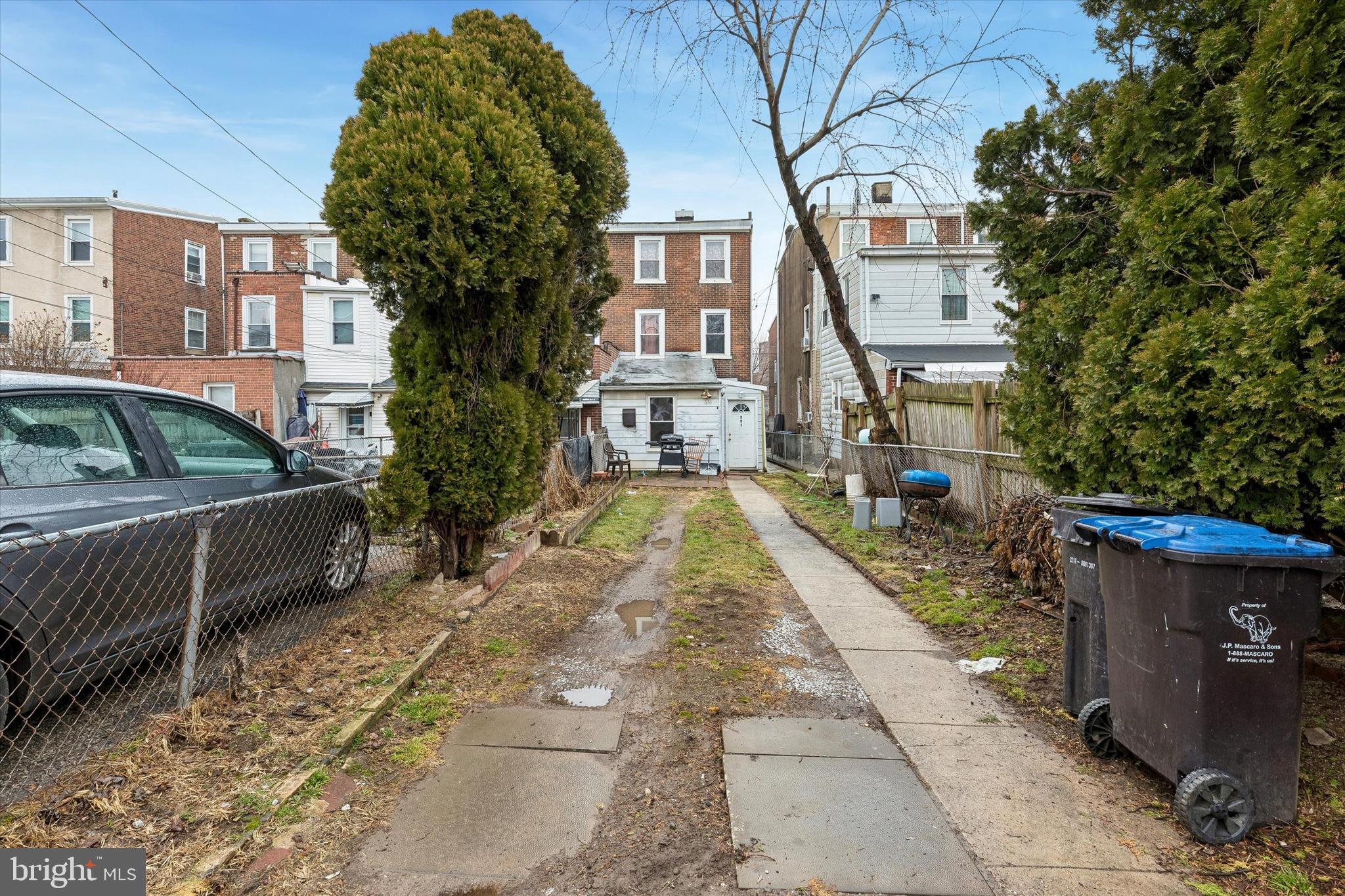 NORRISTOWN - Residential