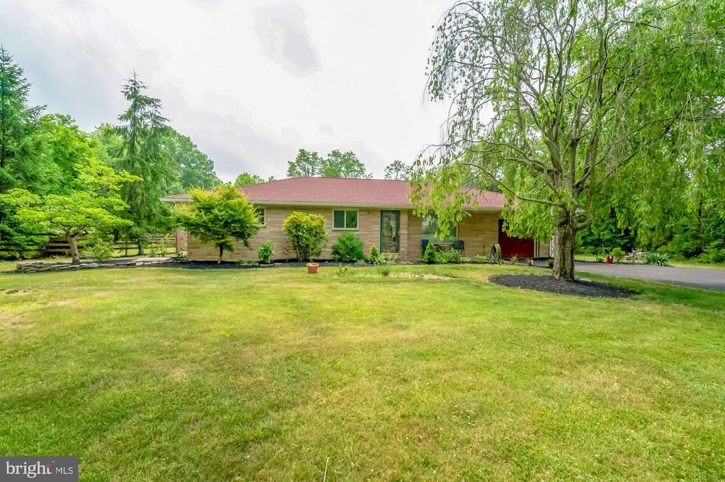 Photo of 2016 Bethel Road, LANSDALE, PA 19446 (MLS # PAMC2165168)