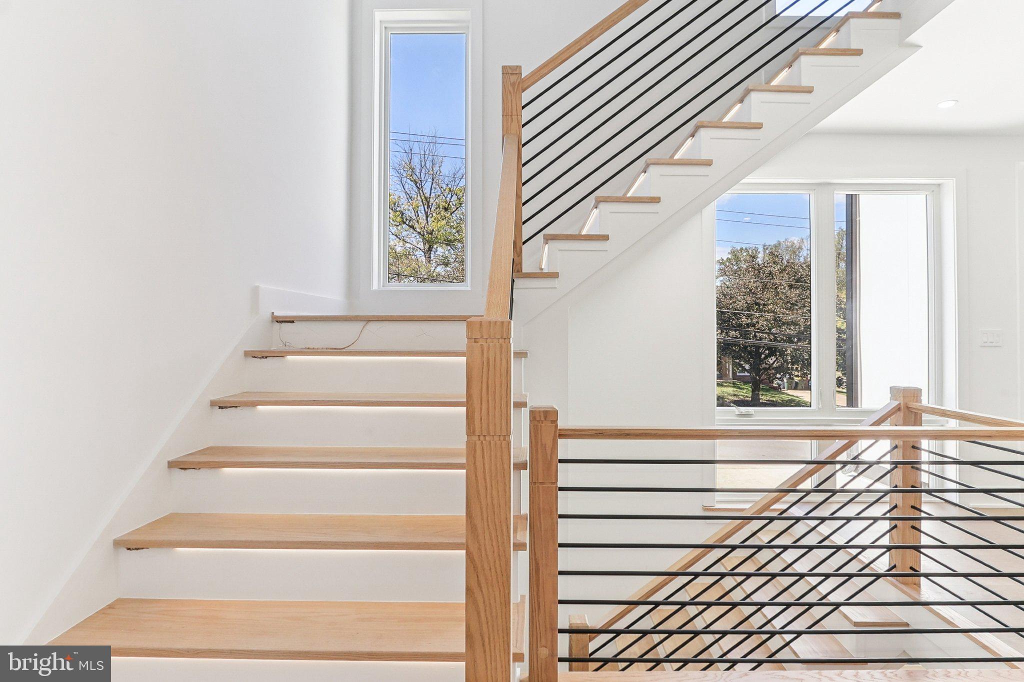 NORTH SPRINGFIELD - Residential