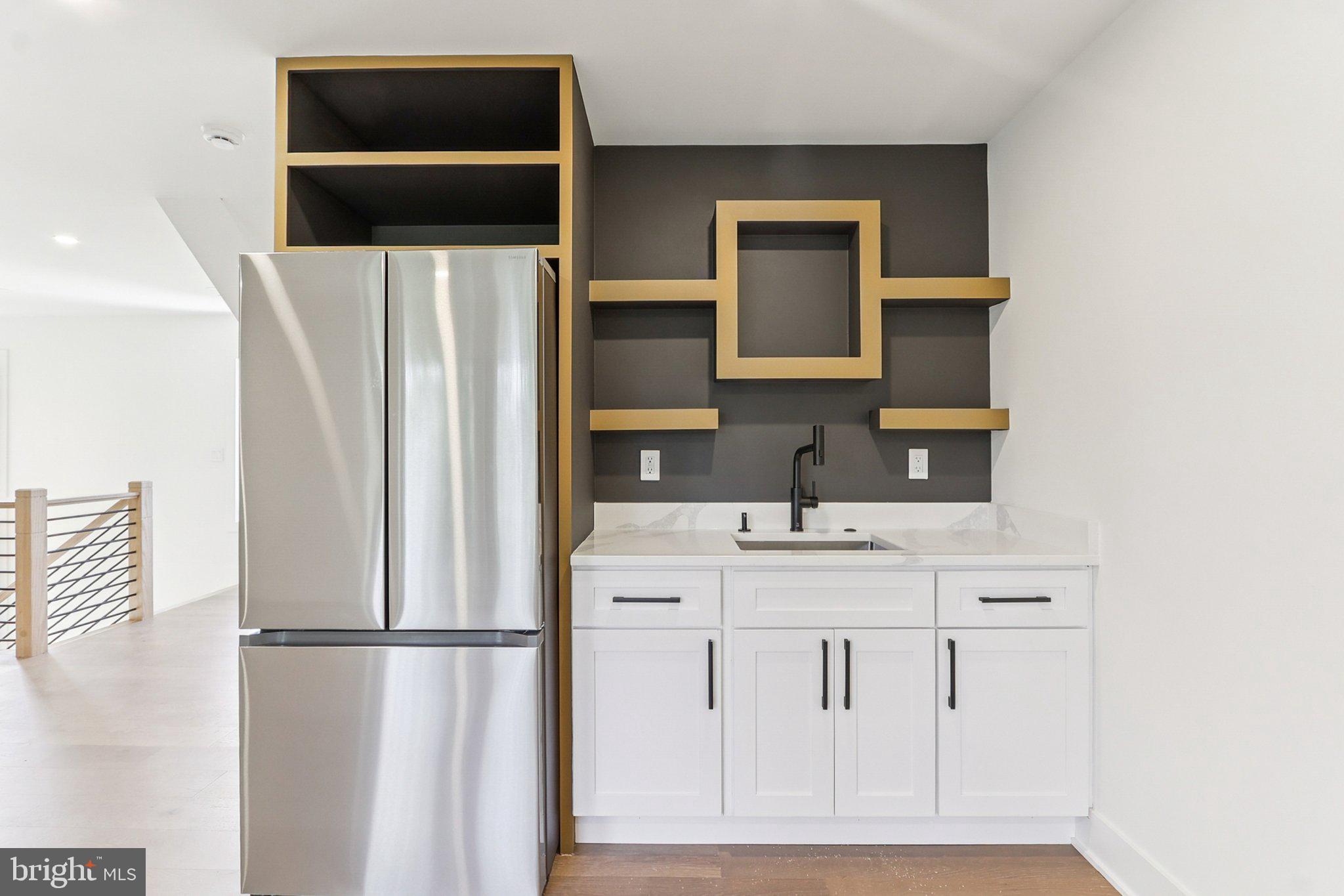 NORTH SPRINGFIELD - Residential