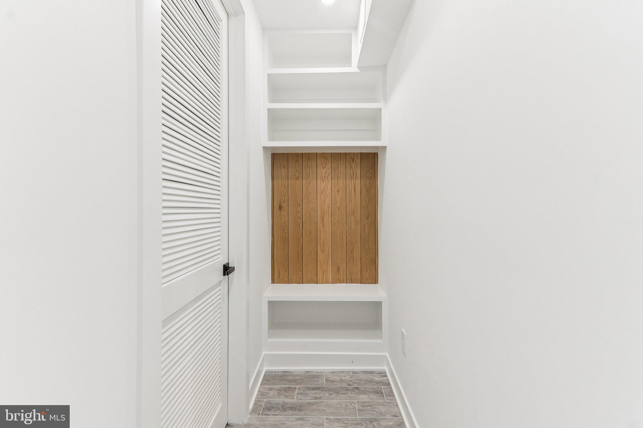 NORTH SPRINGFIELD - Residential