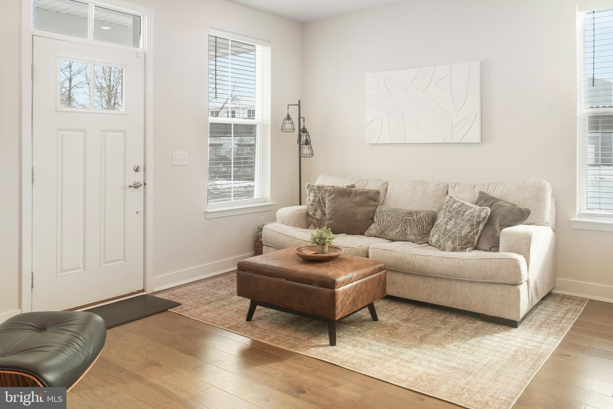 STEELPOINTE - Residential