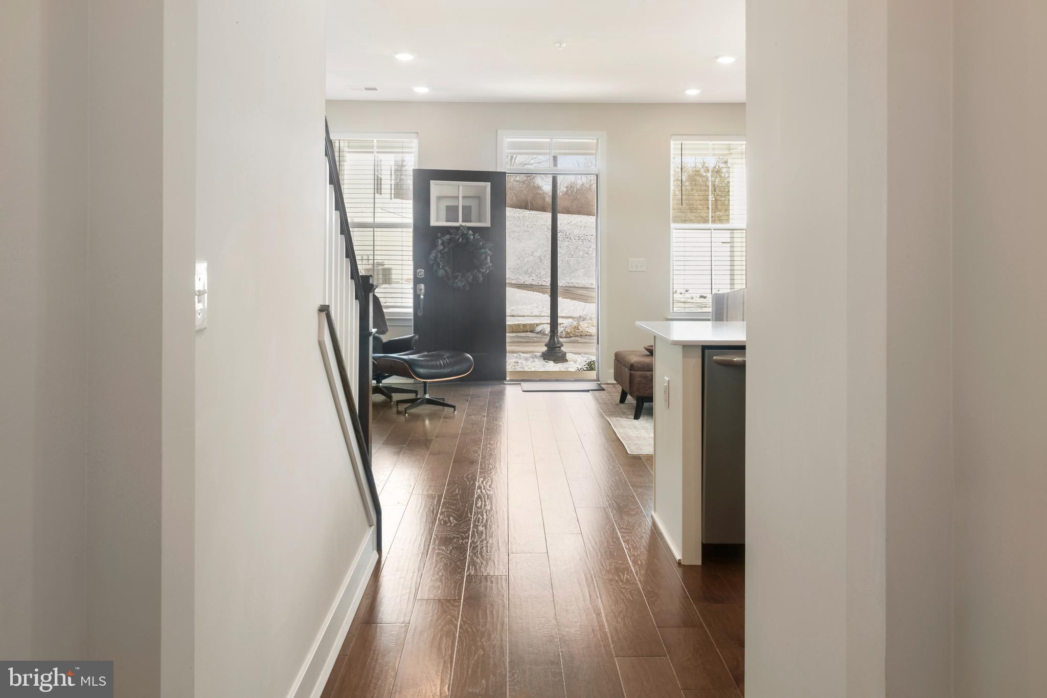 STEELPOINTE - Residential