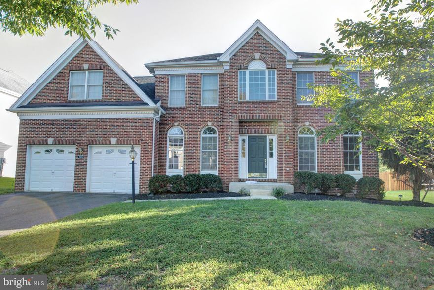 Beautiful Single Family home in Loudoun Valley Estates with 4 bedrooms and 3 1/2 bath. Newly finished basement with rec room and extra space for additional cabinets and entertaining. Available September.Stunning Astor model Two story foyer, formal living and dinning, study, two story extended family room with a cozy fireplace, gourmet kitchen with granite counter top and breakfast area. Laundry room located on main level. Master bedroom with two walk in closets and sitting area. Luxury master bath. Newly finished basement with wet bar and media room.