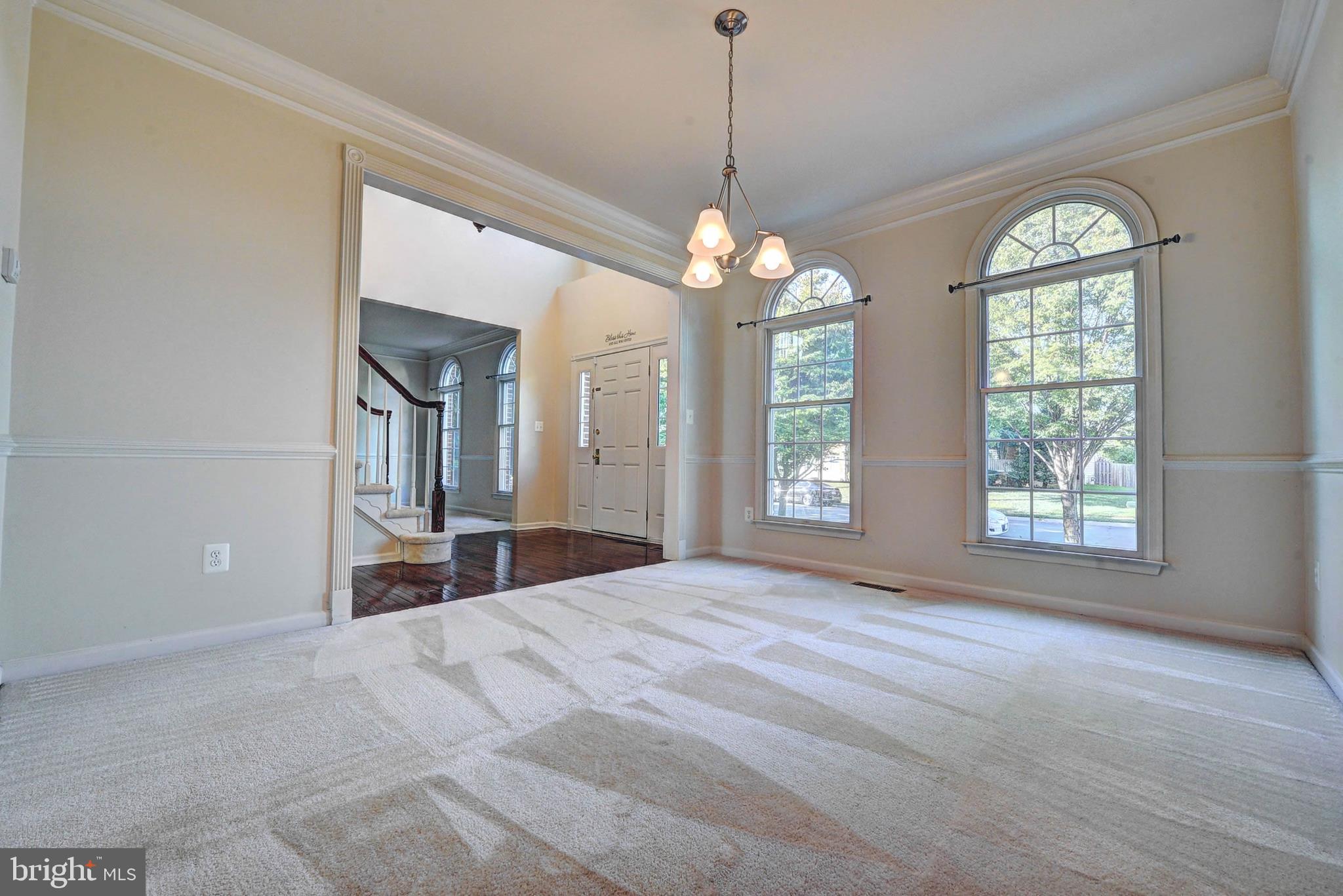 LOUDOUN VALLEY ESTATES 2 - Residential Lease