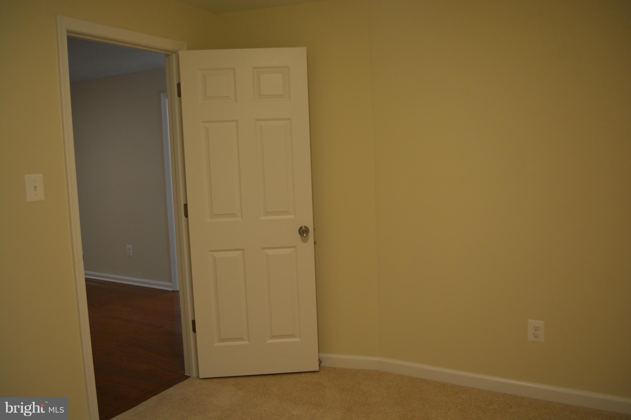 SPRINGFIELD OAKS - Residential