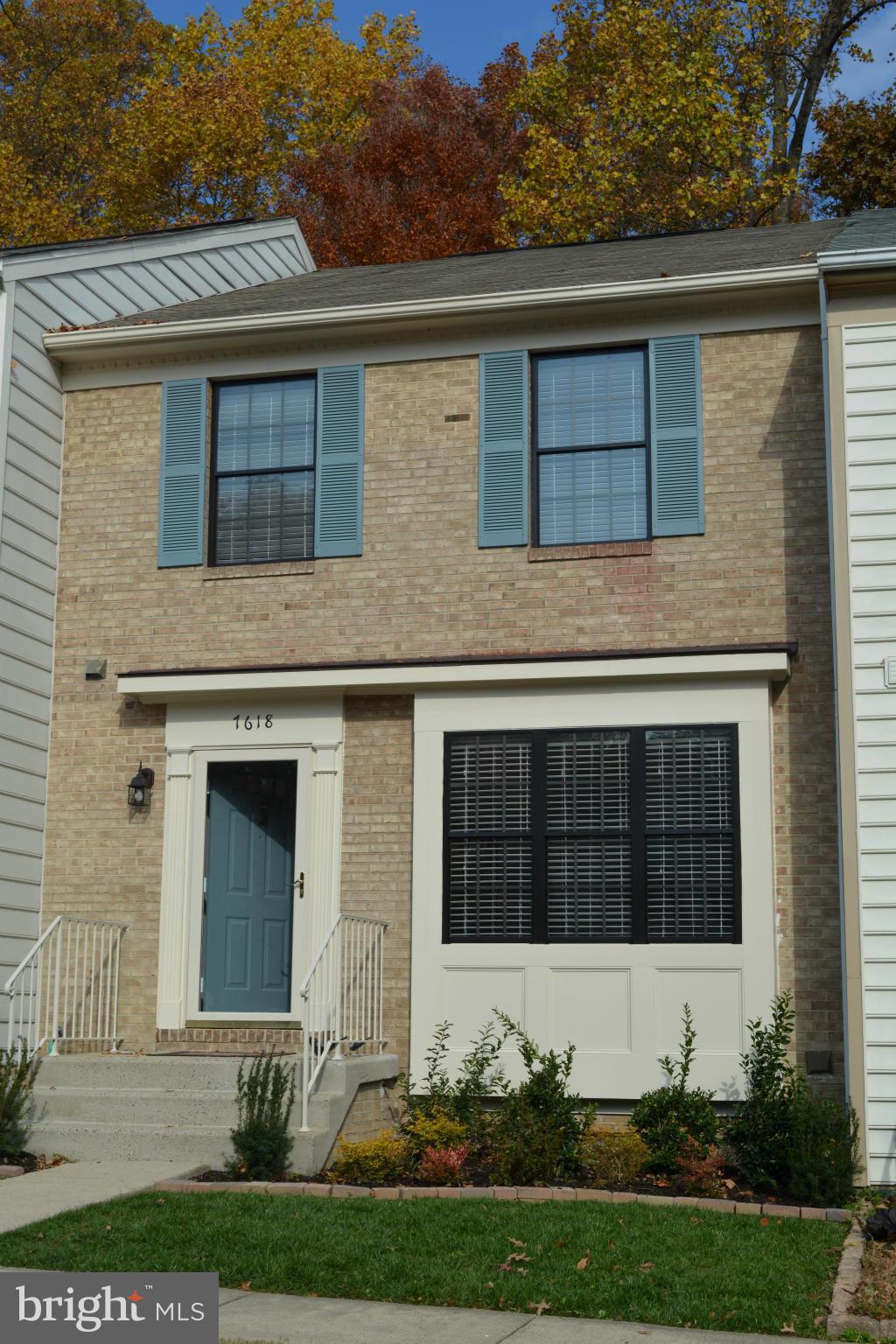 SPRINGFIELD OAKS - Residential