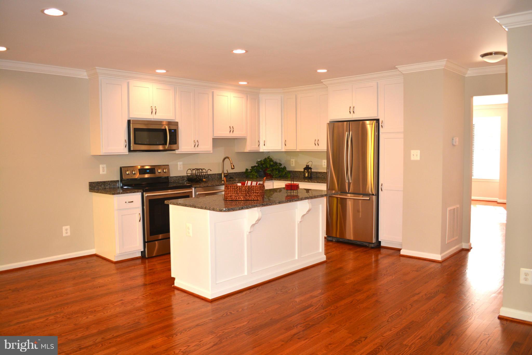 SPRINGFIELD OAKS - Residential