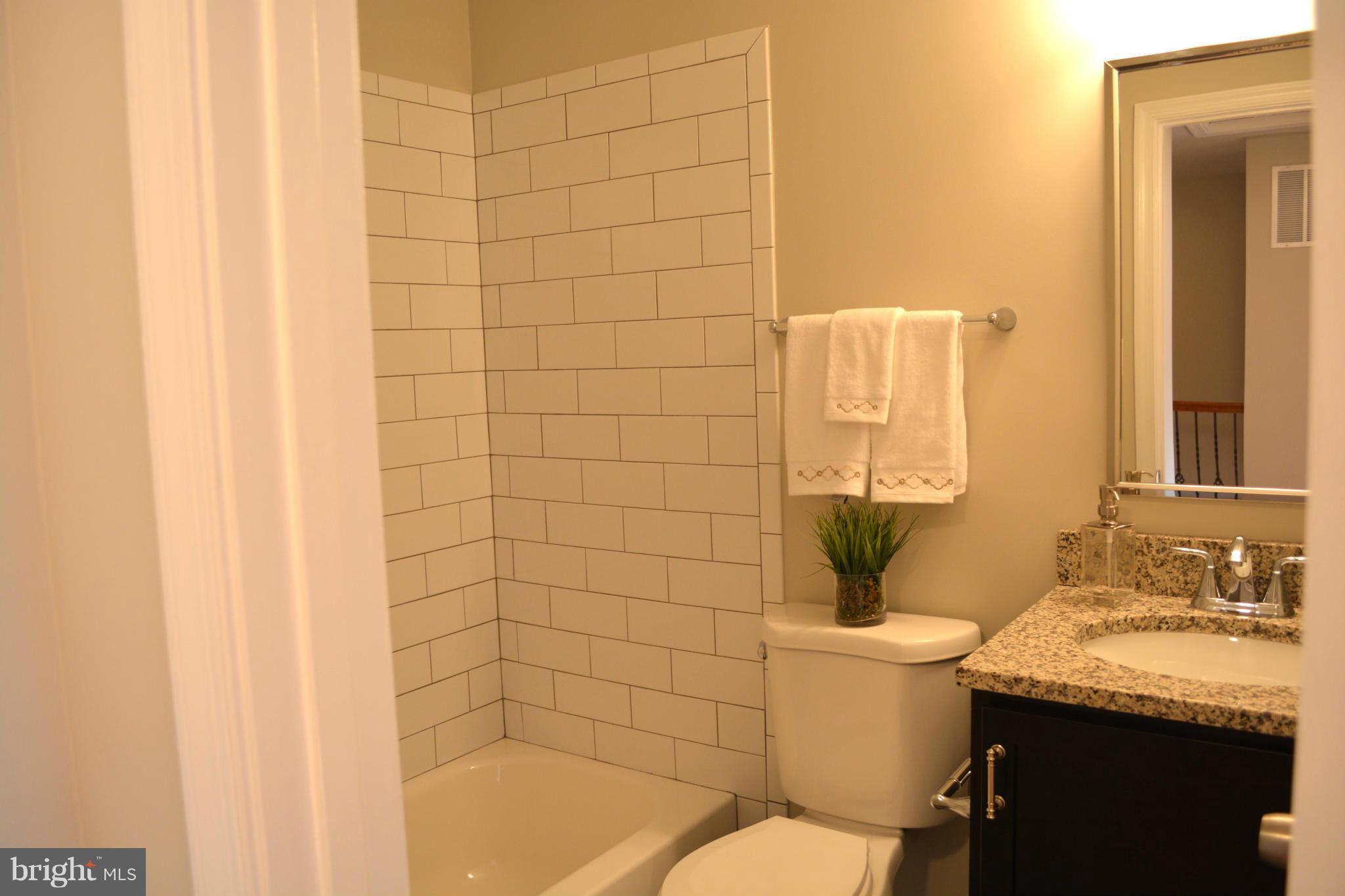 SPRINGFIELD OAKS - Residential