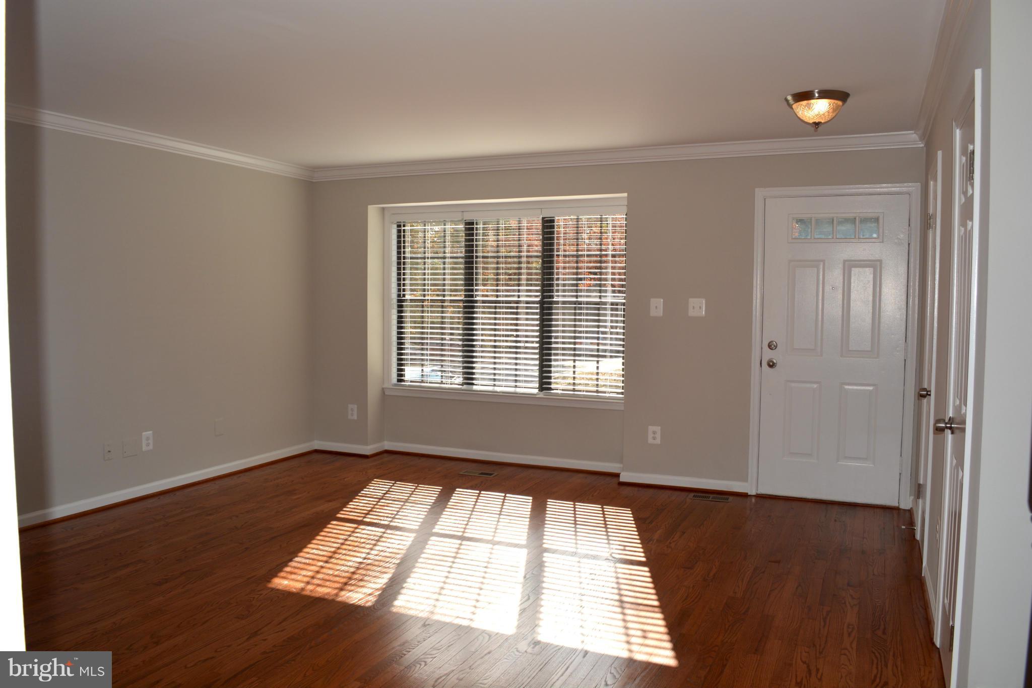 SPRINGFIELD OAKS - Residential