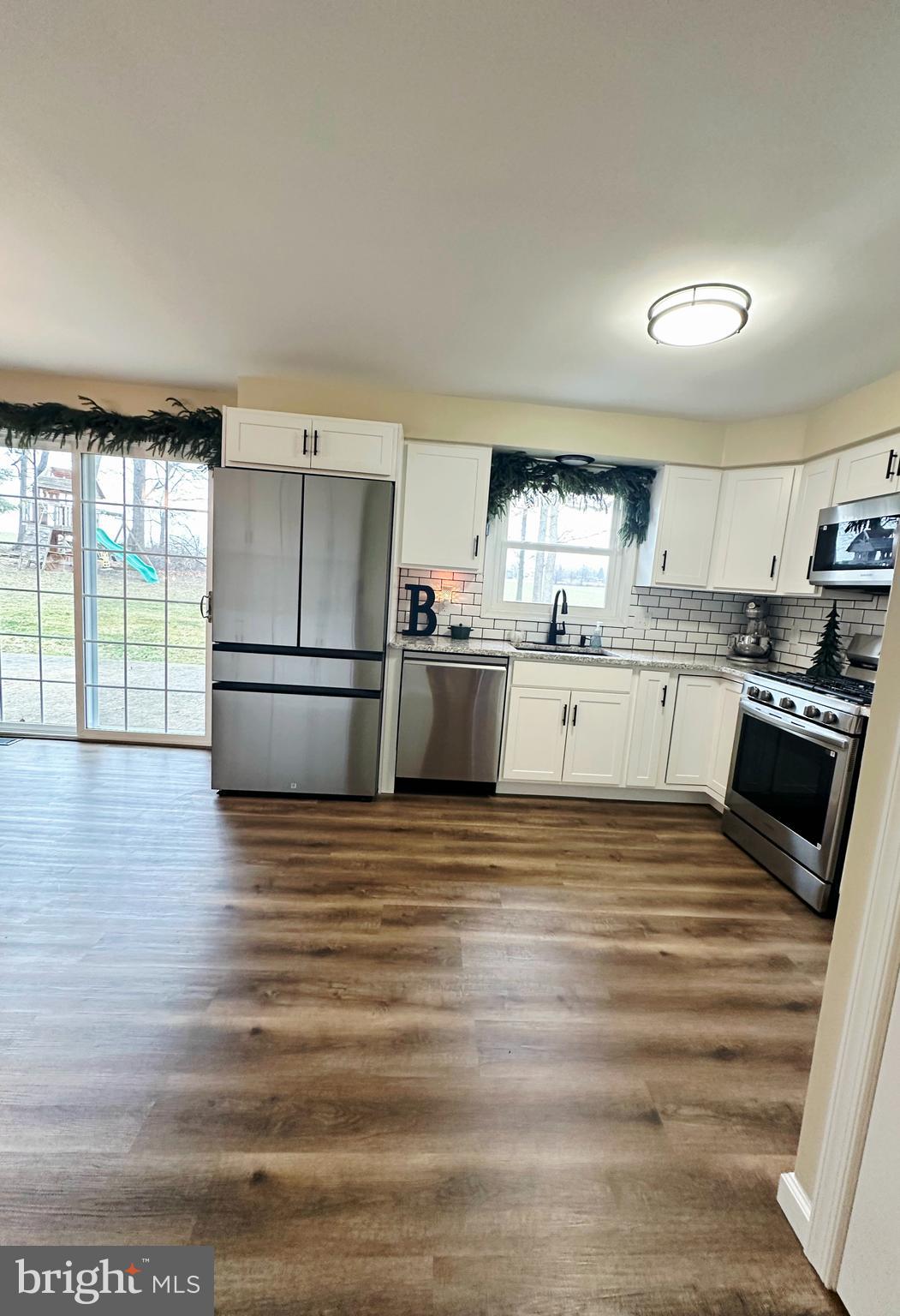 COLONIAL HEIGHTS - Residential