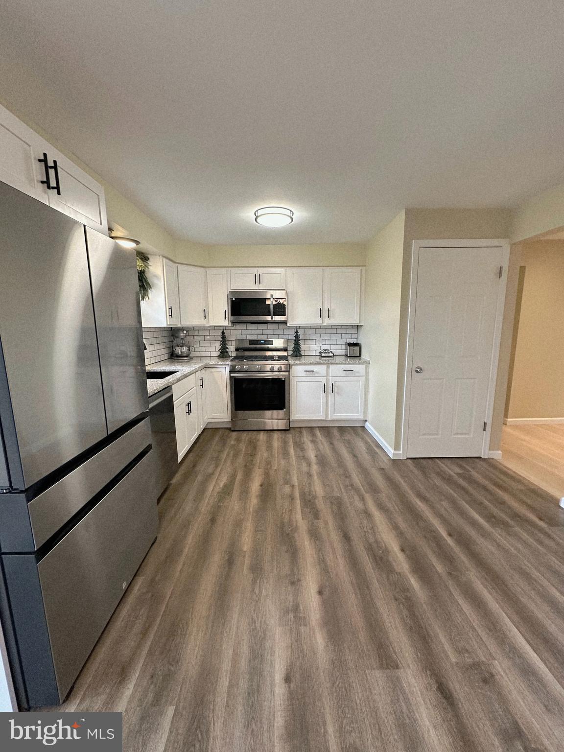 COLONIAL HEIGHTS - Residential