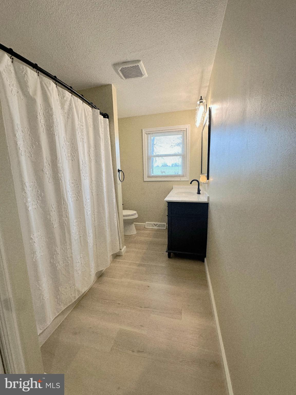 COLONIAL HEIGHTS - Residential