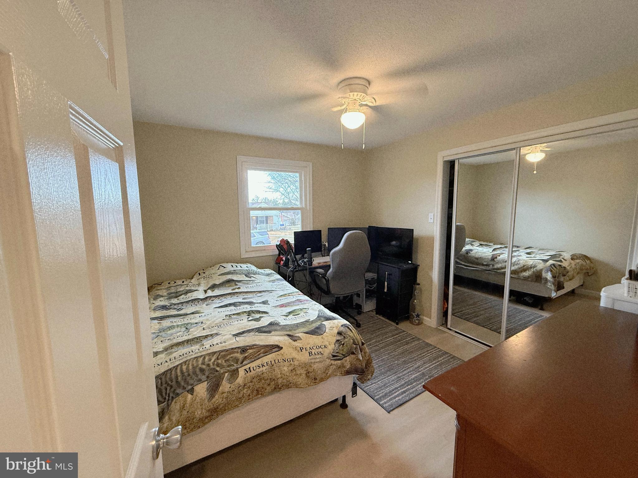 COLONIAL HEIGHTS - Residential