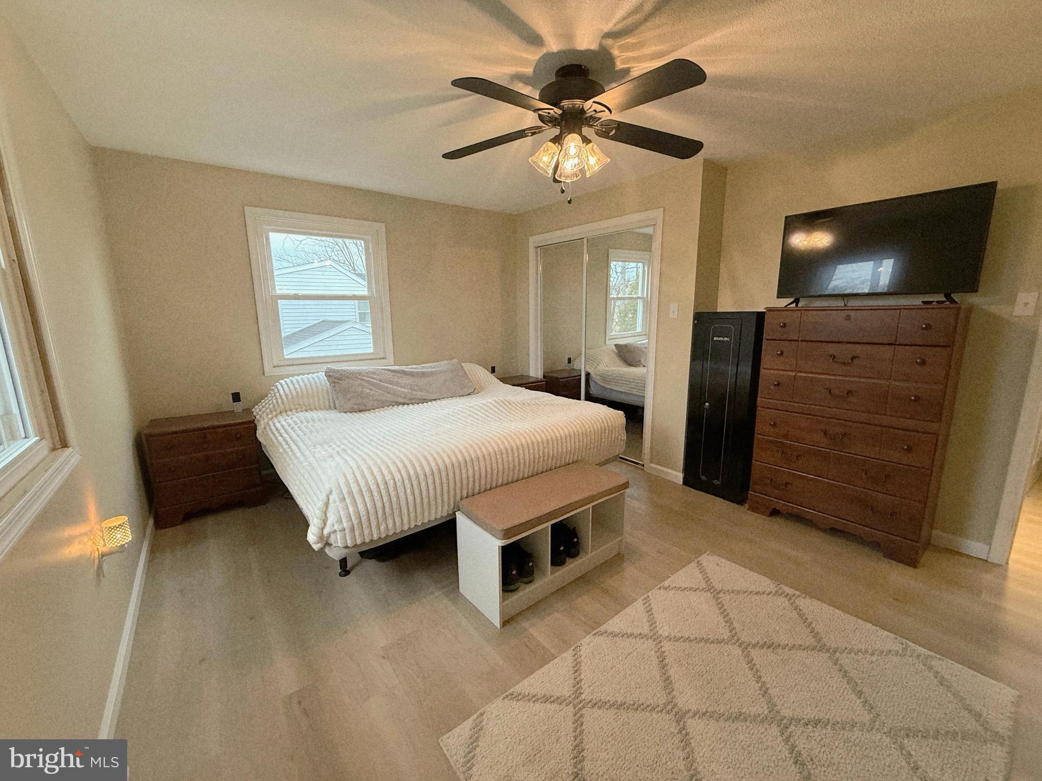 COLONIAL HEIGHTS - Residential