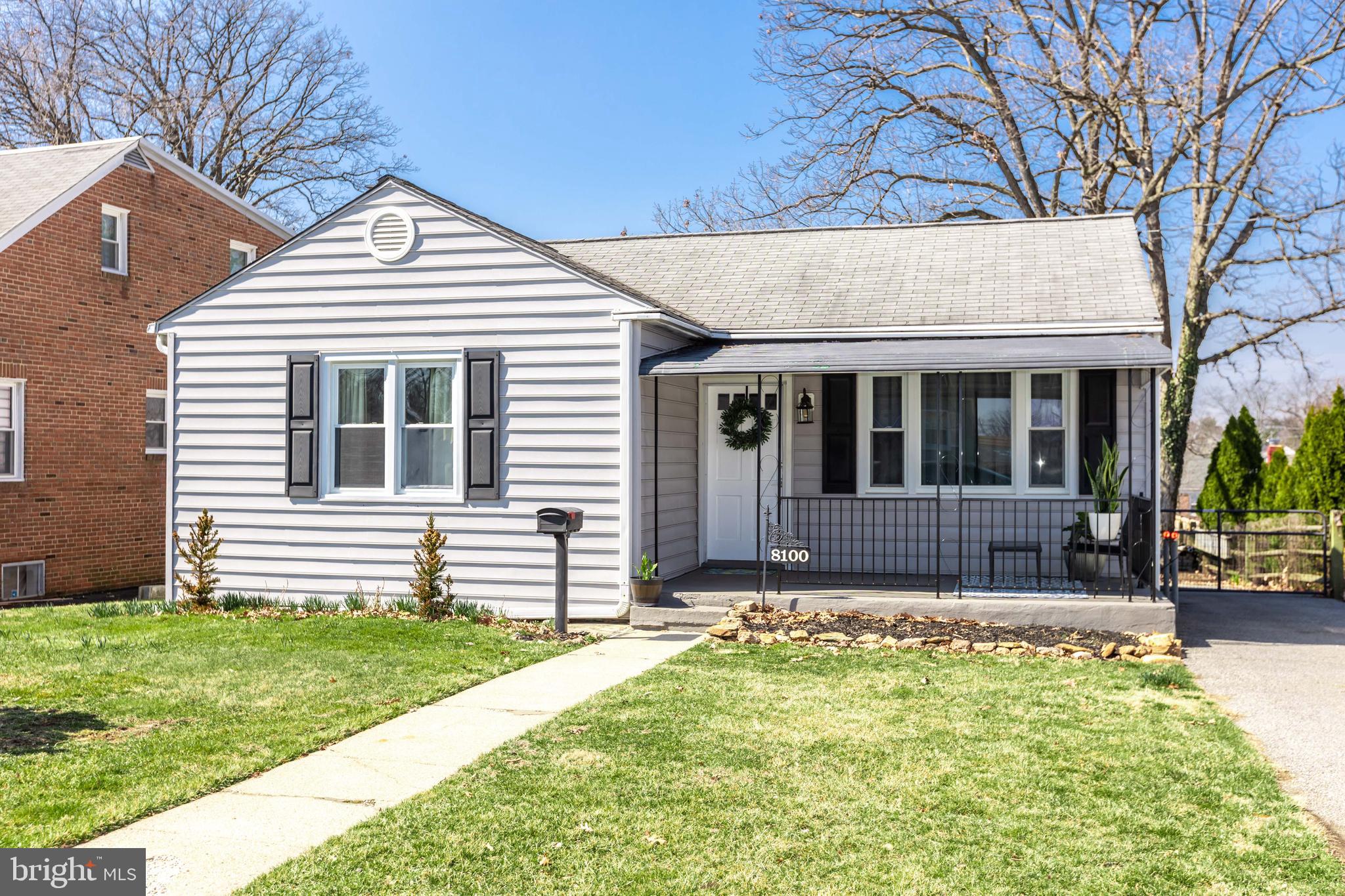 HILLENDALE PARK - Residential