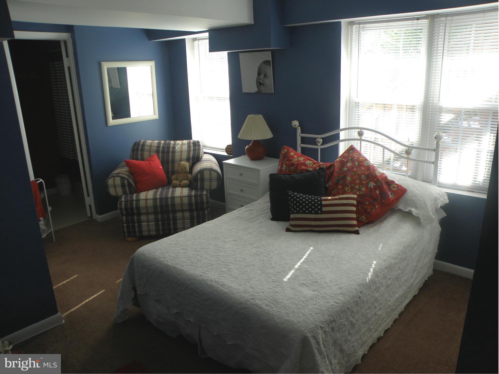 LAKE RIDGE - Residential