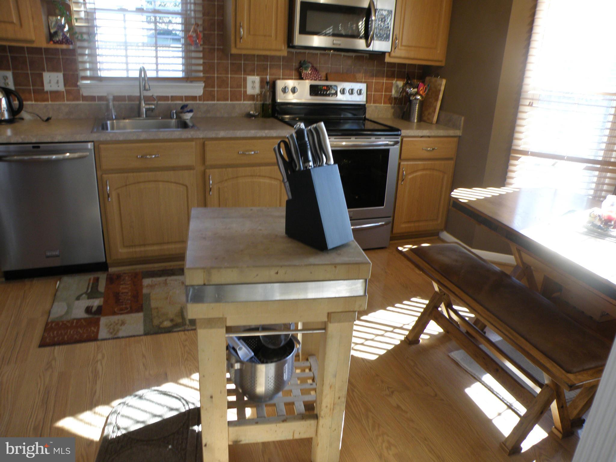 LAKE RIDGE - Residential