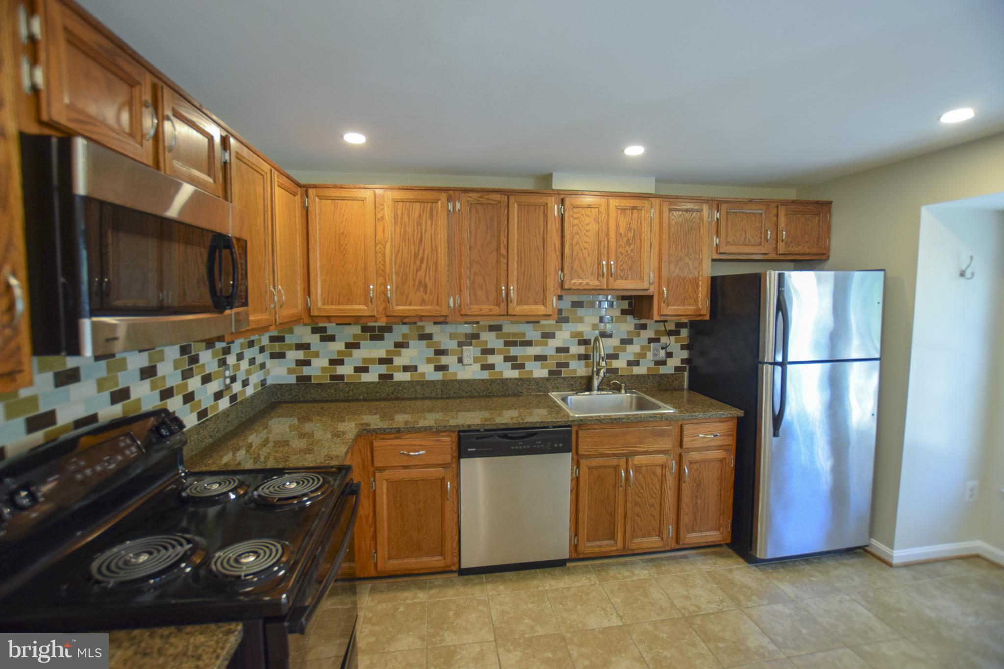 AMBERLEIGH - Residential Lease