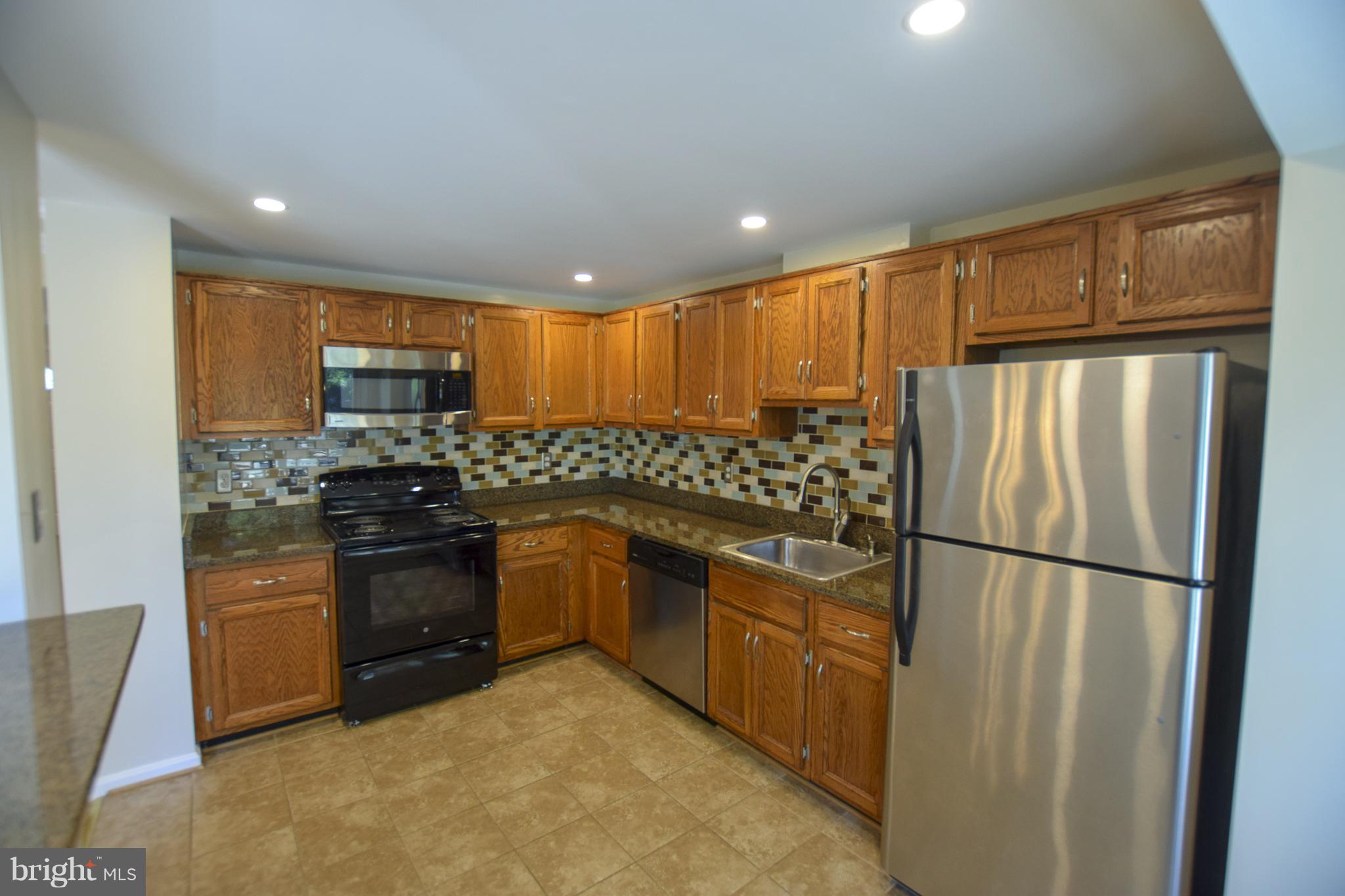 AMBERLEIGH - Residential Lease