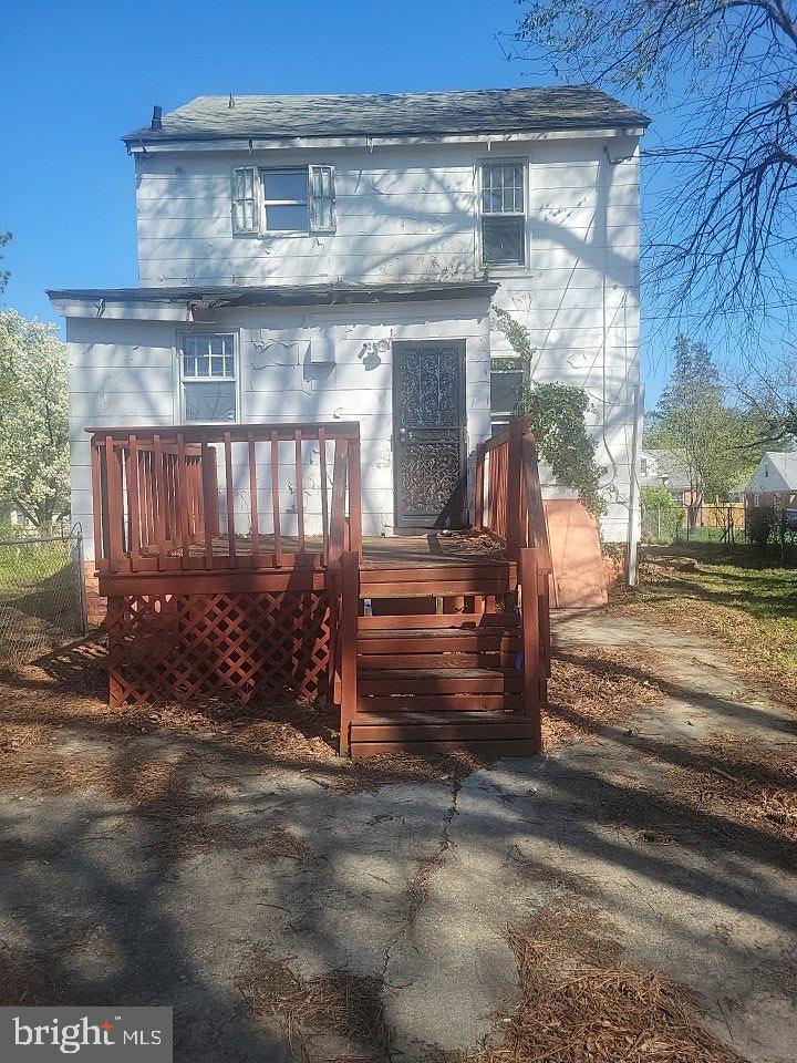 WINSTON GOVANS - Residential