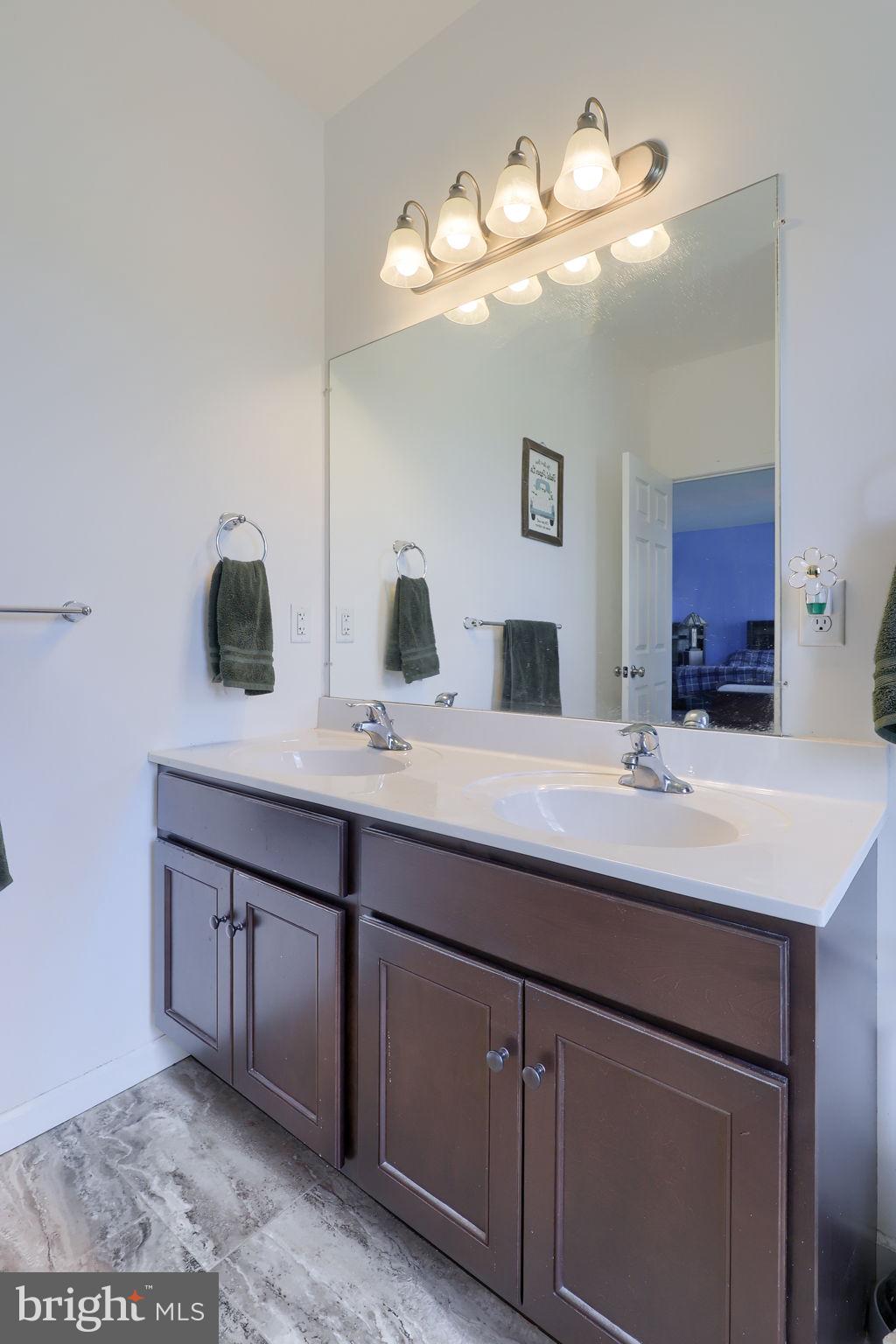 GREENFIELD - Residential