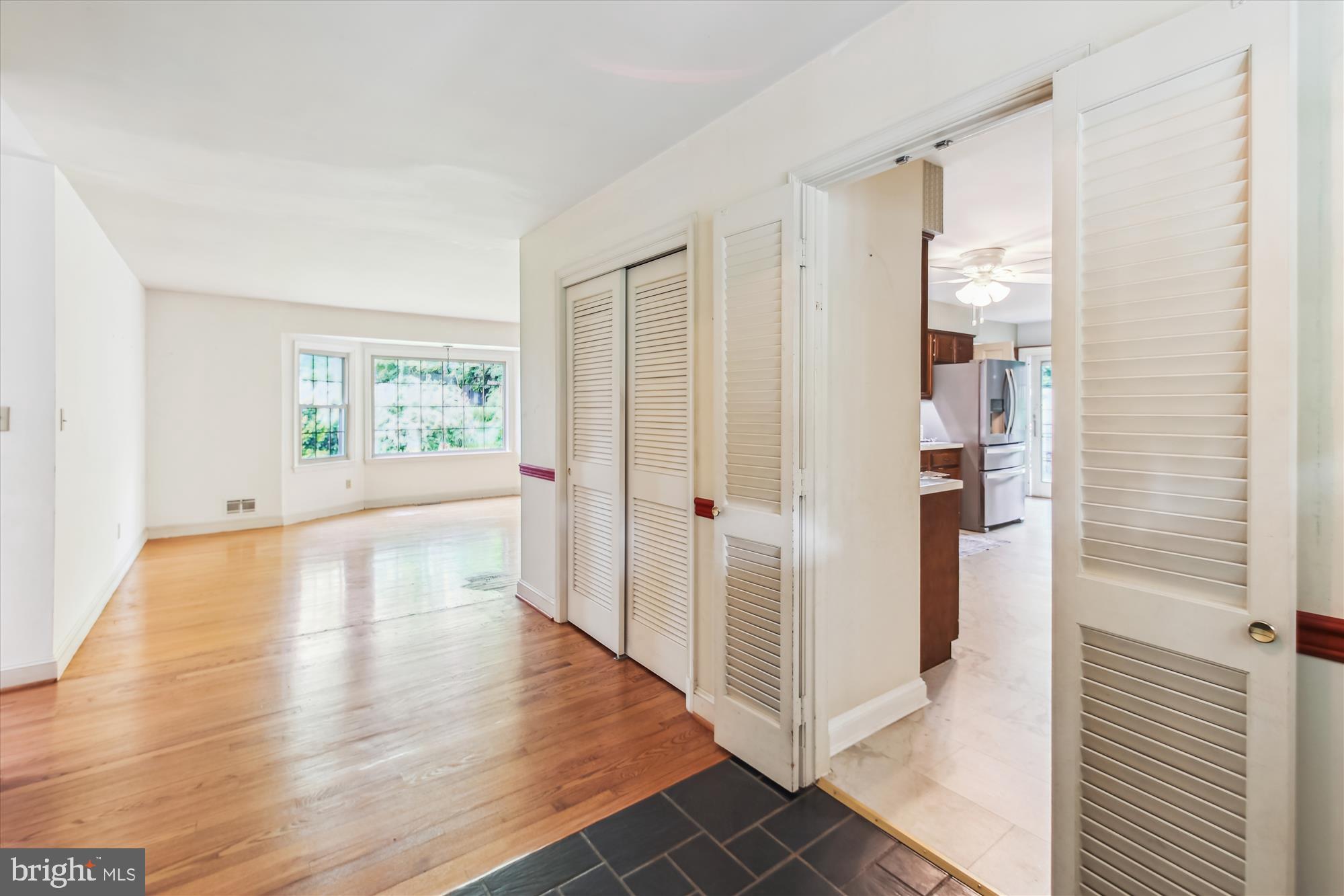 485 LONDON LANE