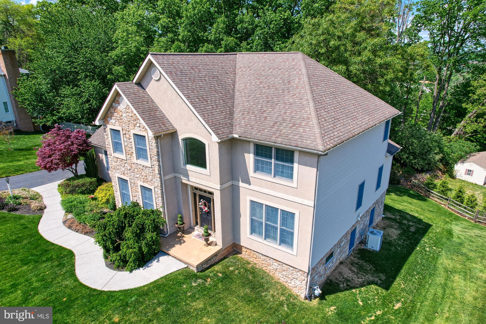 TANGLEWOOD - Residential