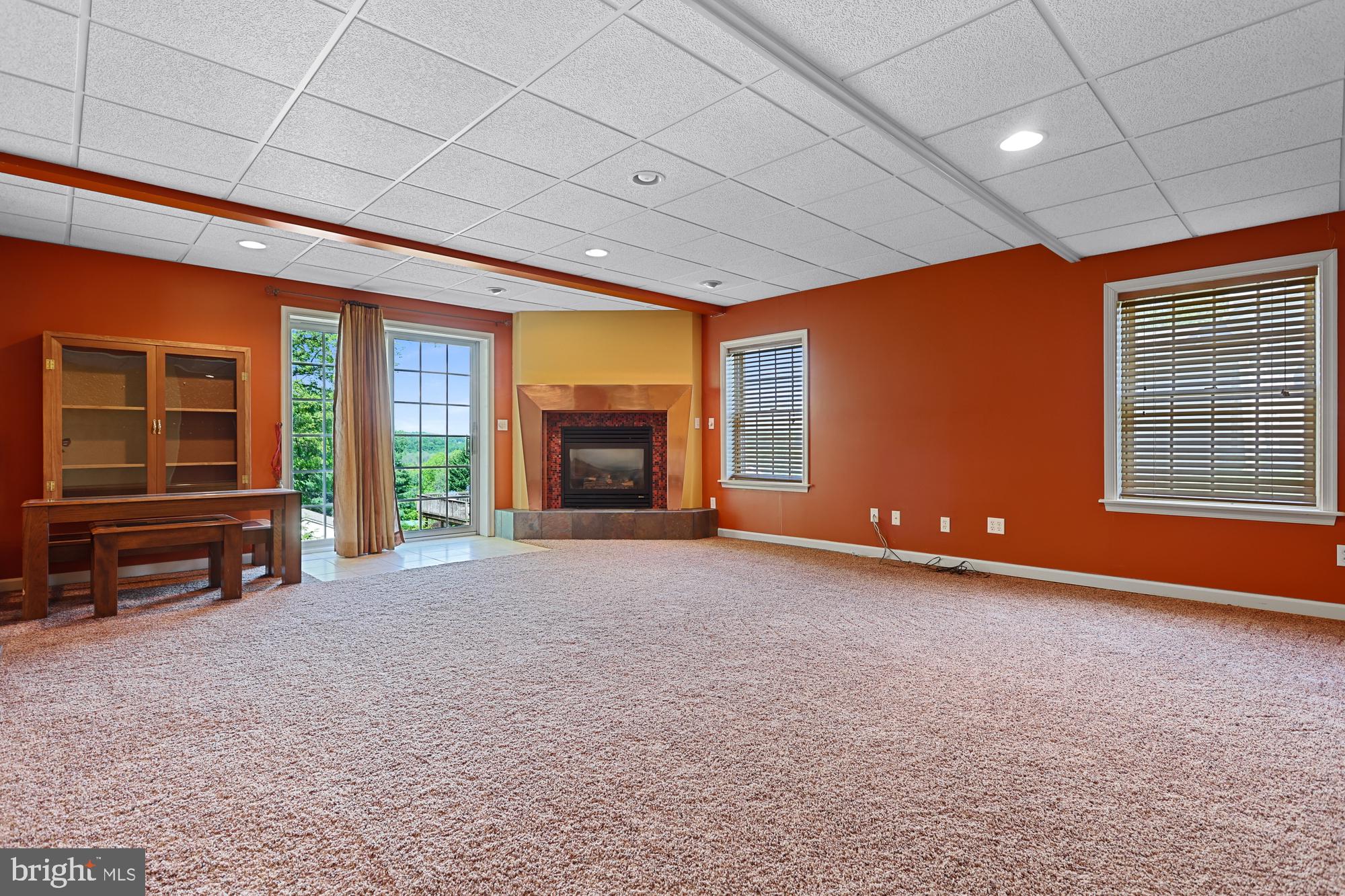 TANGLEWOOD - Residential