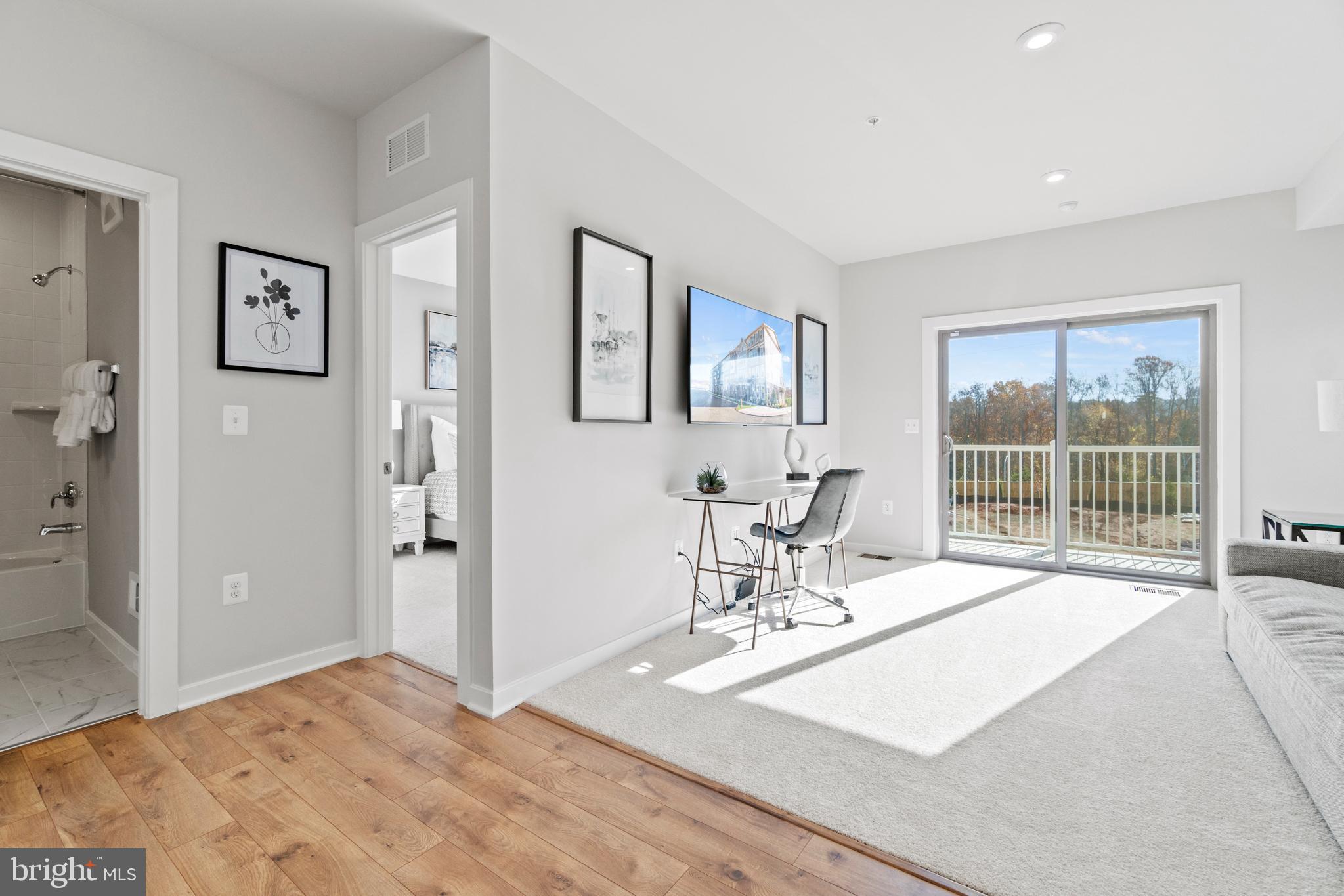 MANASSAS PARK - Residential