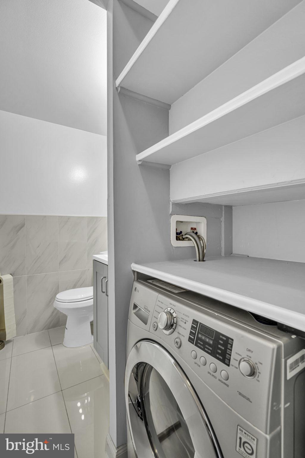 PAVILION ON THE PARK - Residential Lease