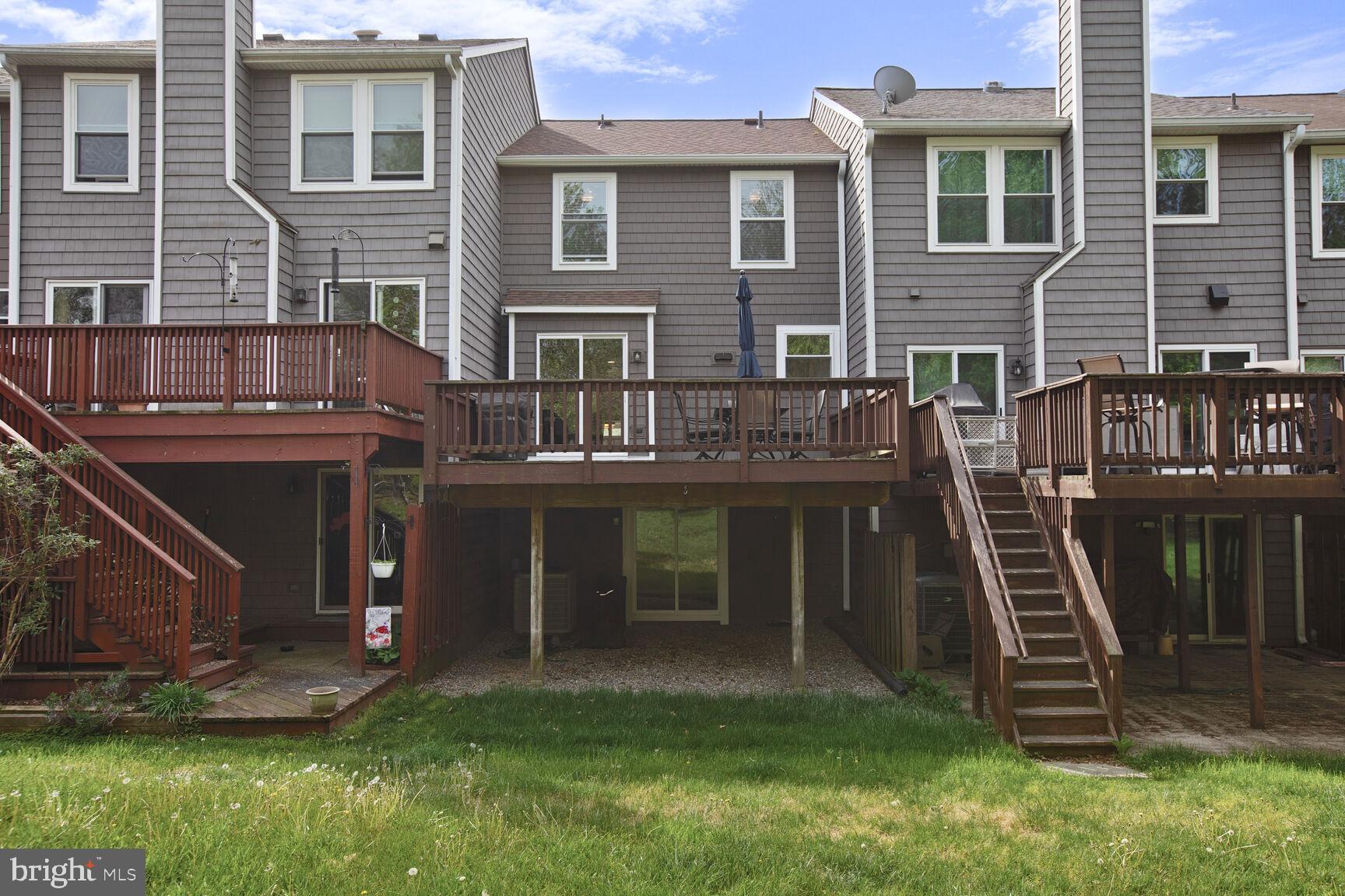 WOODLAND VILLAGE - Residential