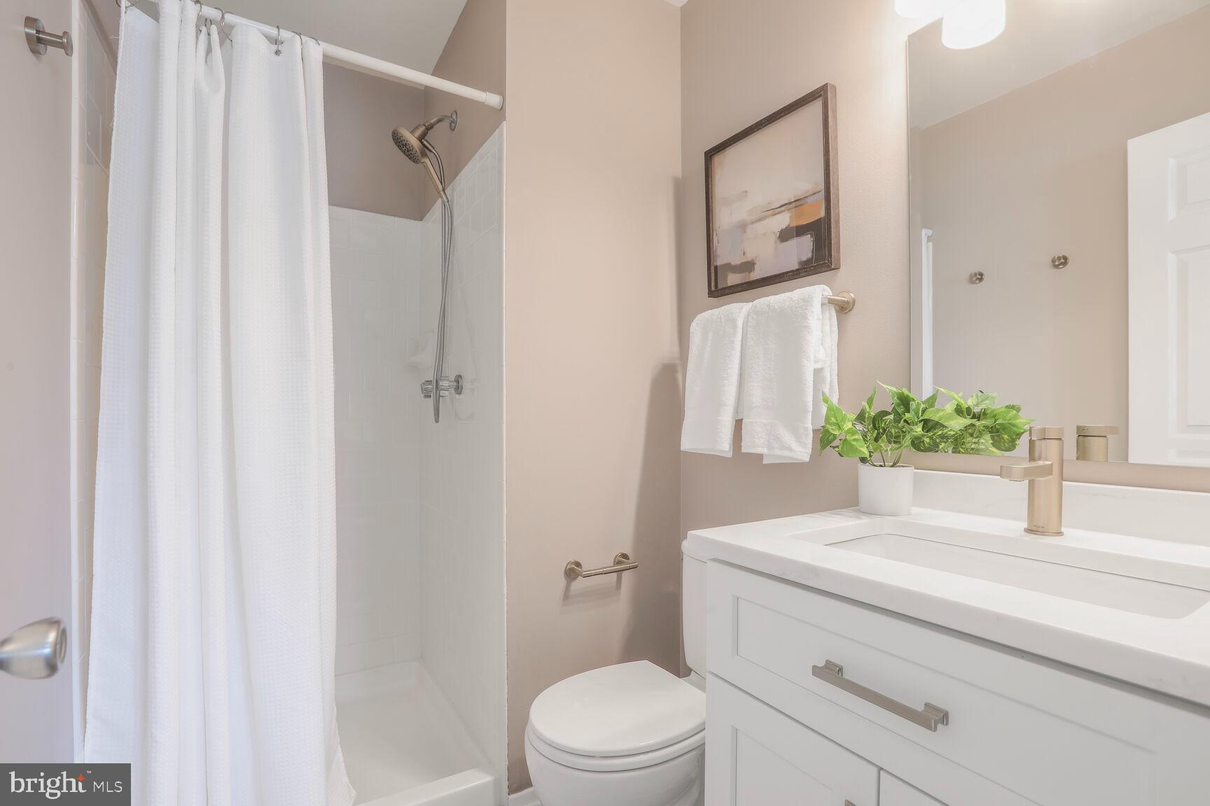 WOODLAND VILLAGE - Residential