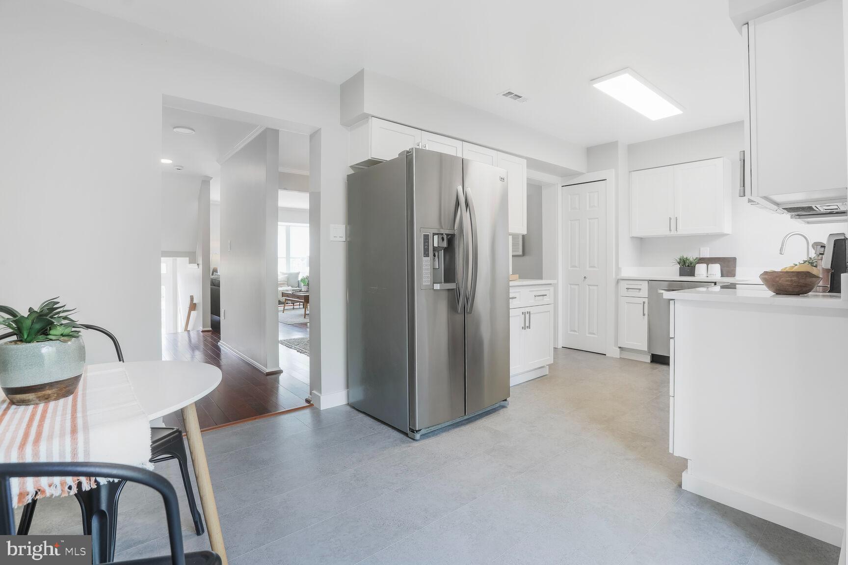 WOODLAND VILLAGE - Residential