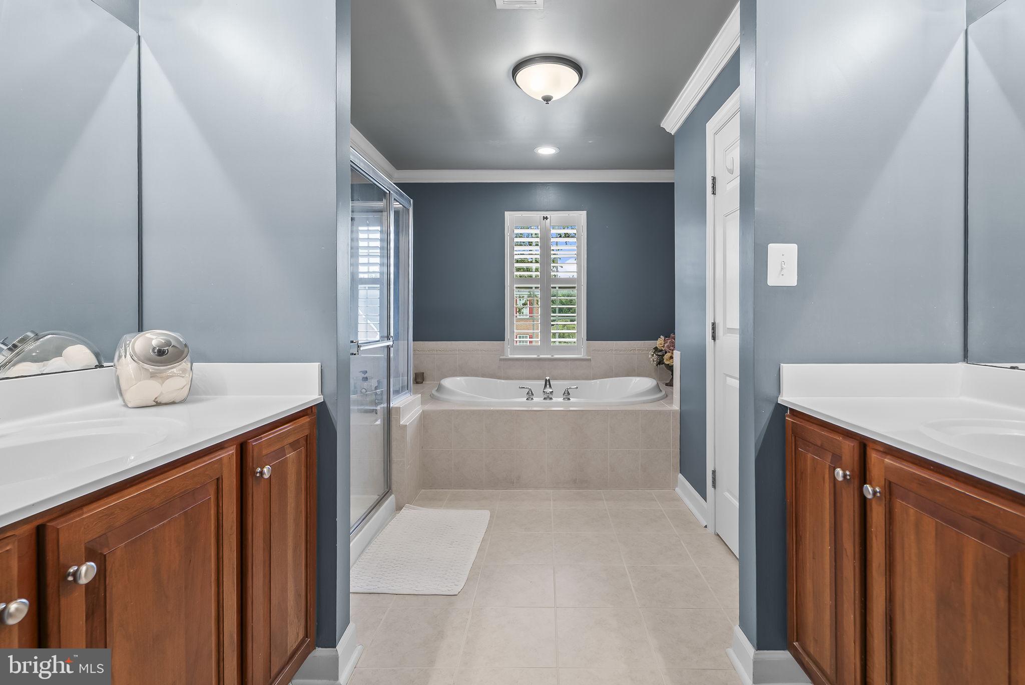 GLENBROOK - Residential