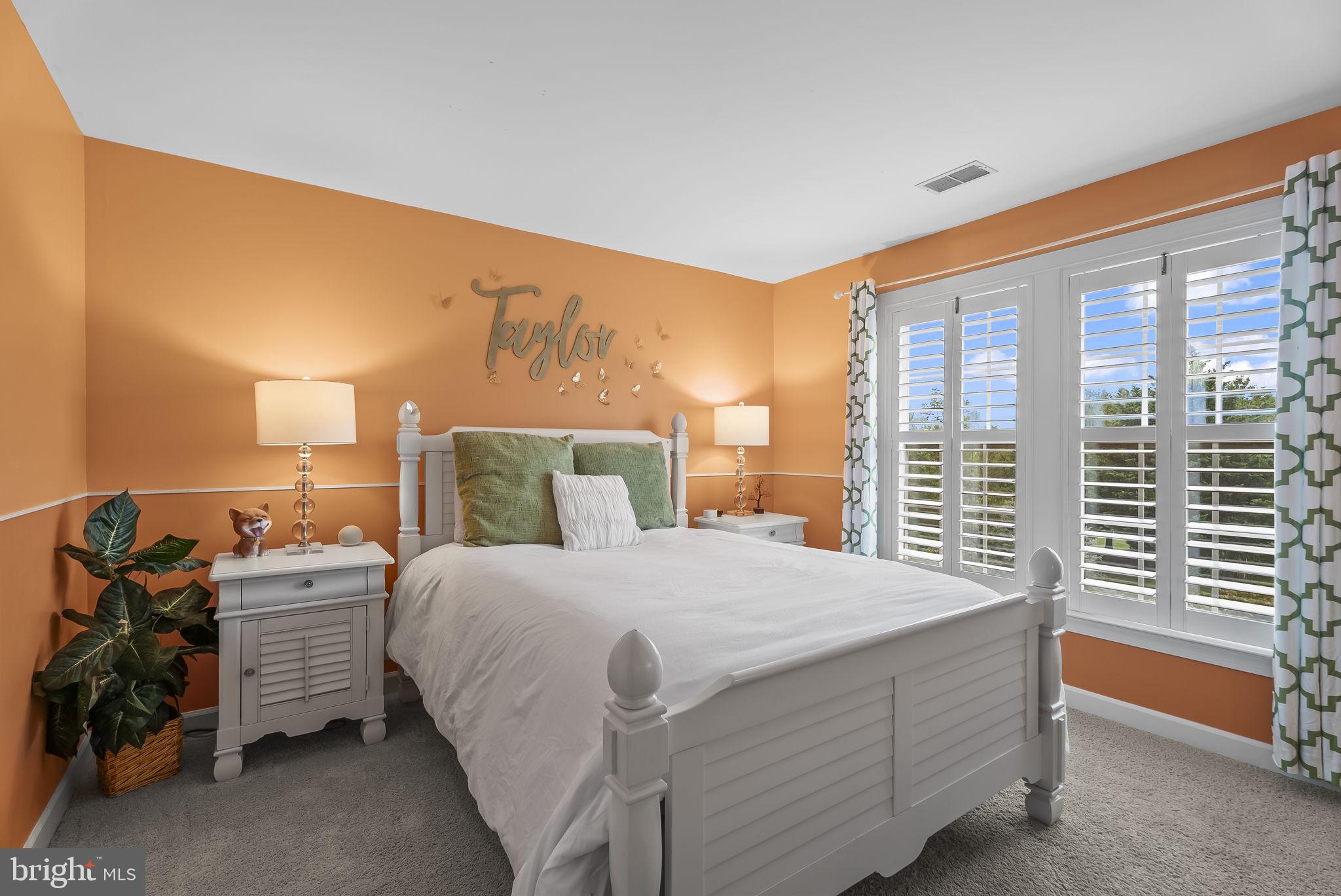 GLENBROOK - Residential