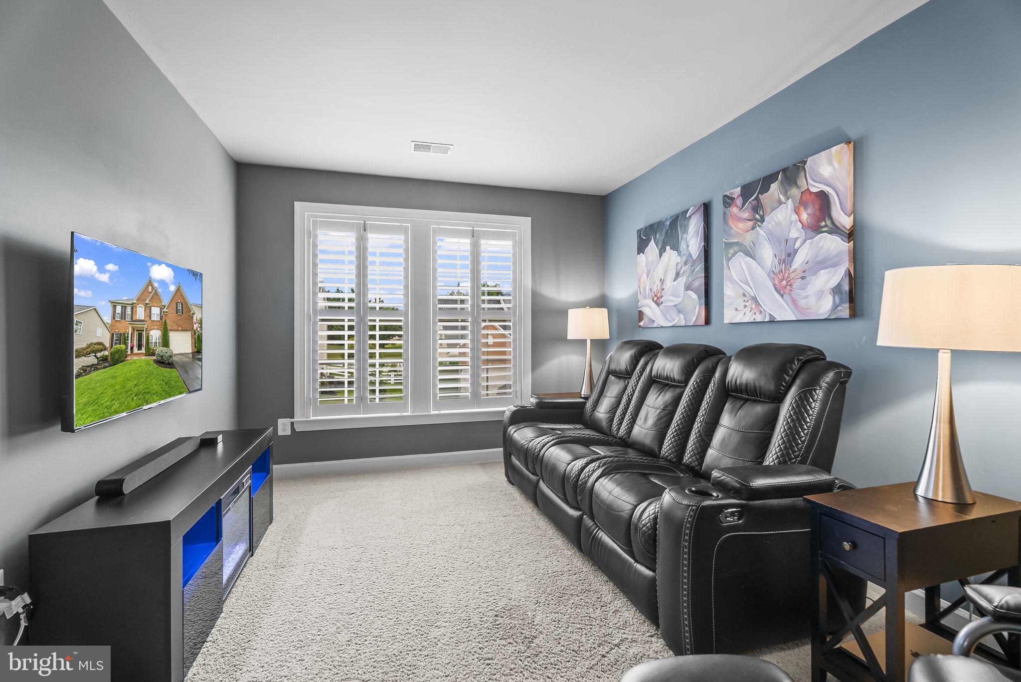 GLENBROOK - Residential