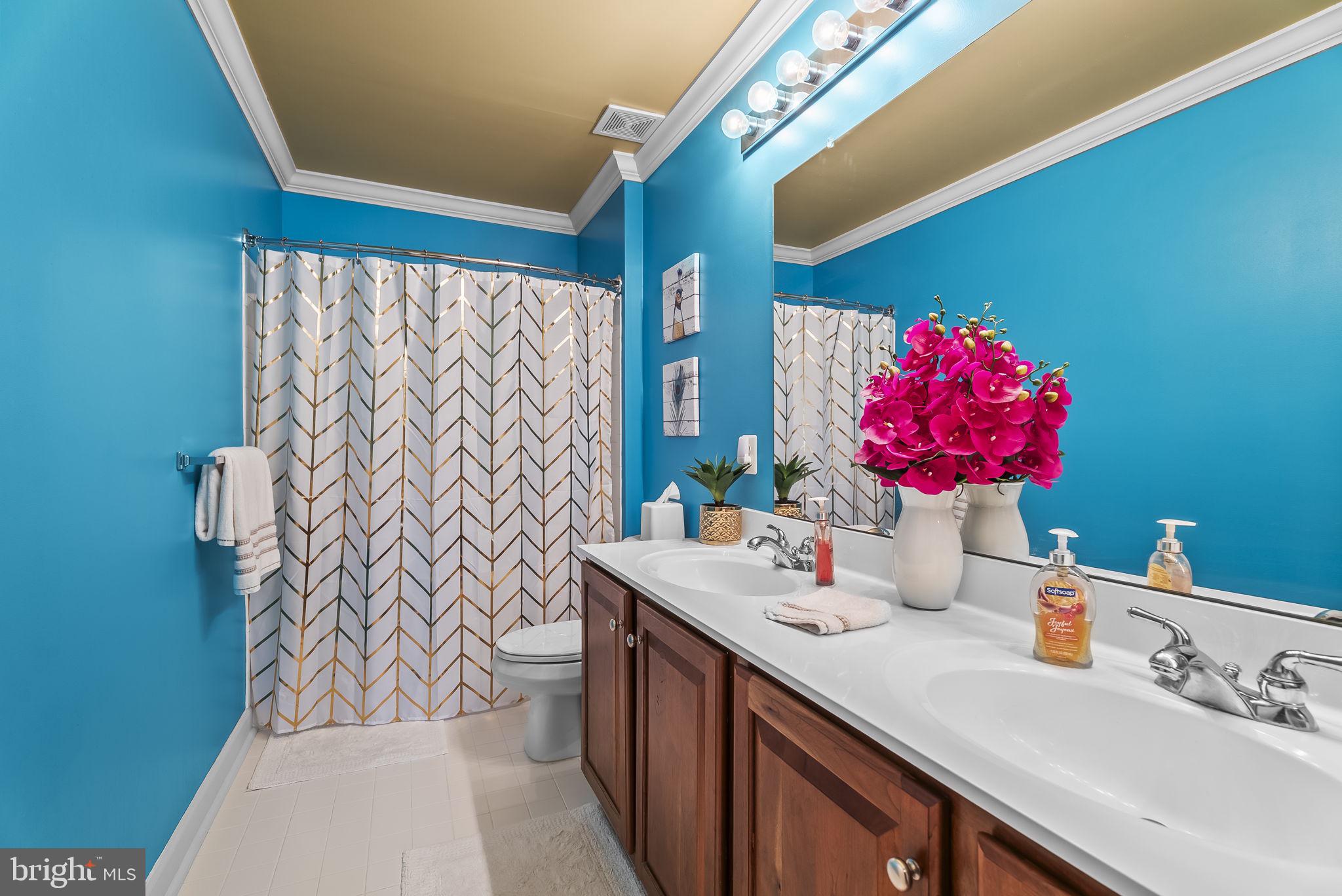 GLENBROOK - Residential